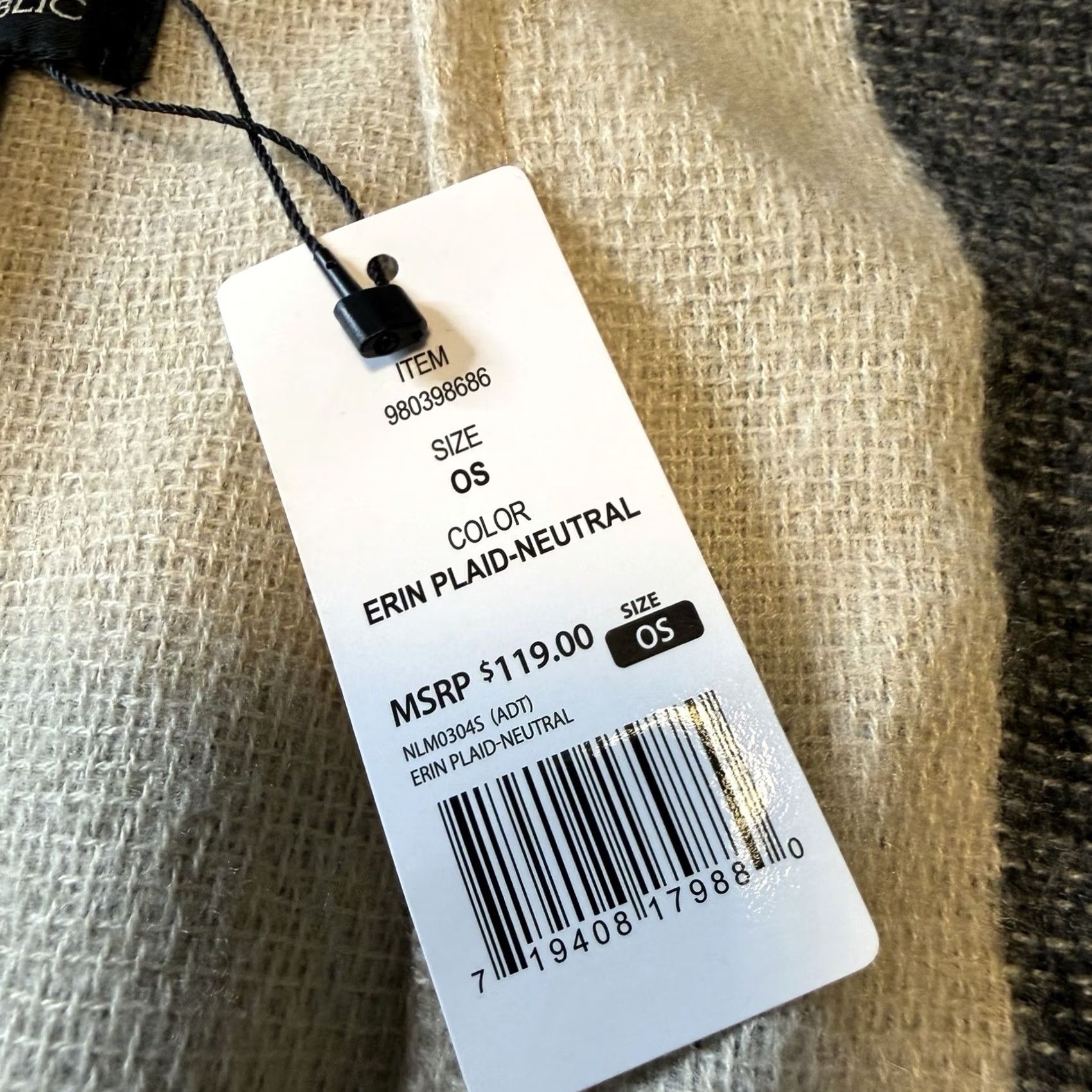 Banana Republic Banana Republic Wrap Erin Plaid One Size Fits All Poncho Shawl/Wrap Womens Plaid Beige Black Tan Fringe New Size ONE SIZE - 4 Thumbnail