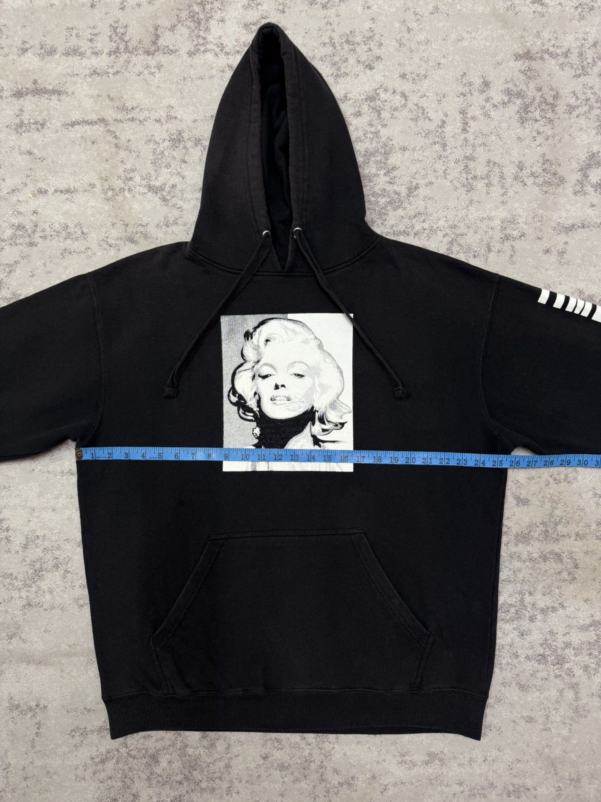 Japanese Brand Mariyln Monroe Graphic Hoodie Timeless Beauty Pullover Sweat Size US XL / EU 56 / 4 - 12 Thumbnail