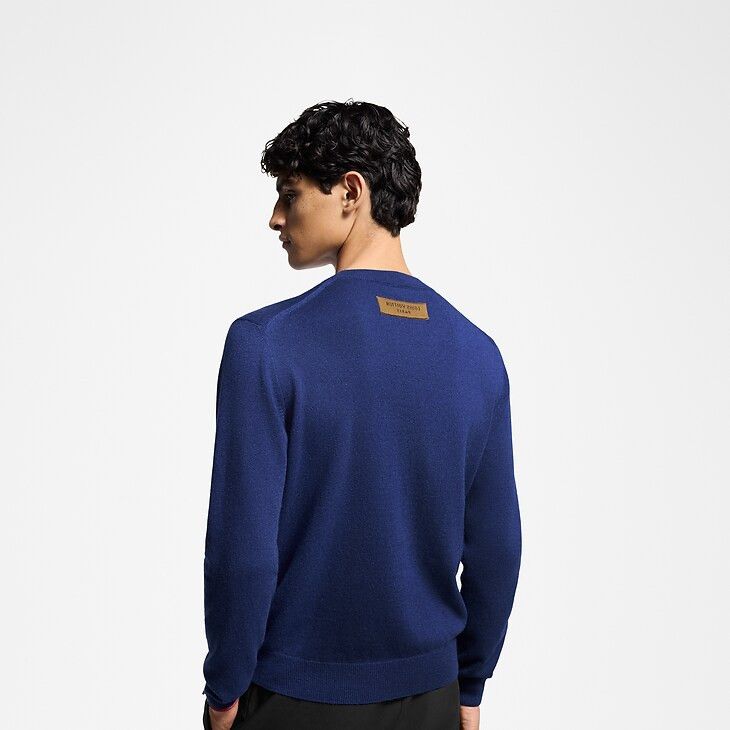 Louis Vuitton LV Embossed Cashmere Crewneck Size US M / EU 48-50 / 2 - 4 Thumbnail