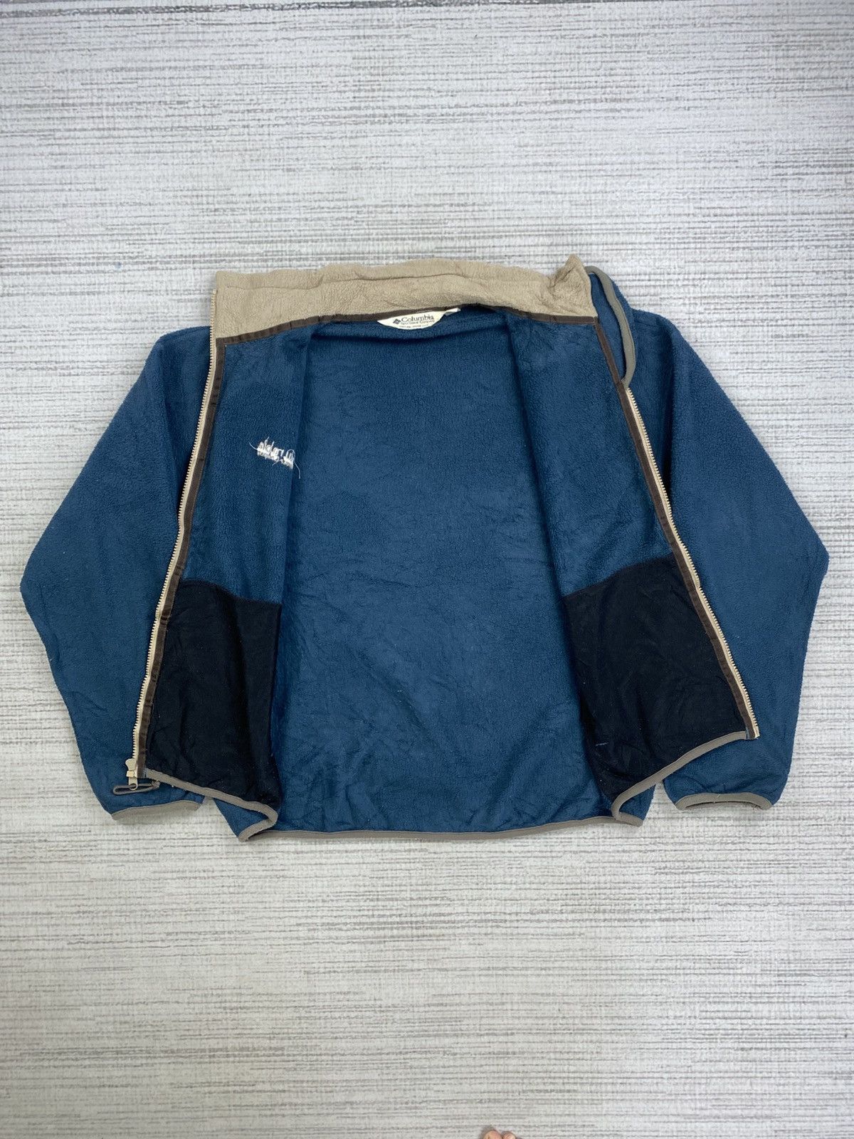 Columbia × Japanese Brand × Vintage Vintage Columbia Sportswear Company Fleece Jacket Size US M / EU 48-50 / 2 - 6 Thumbnail