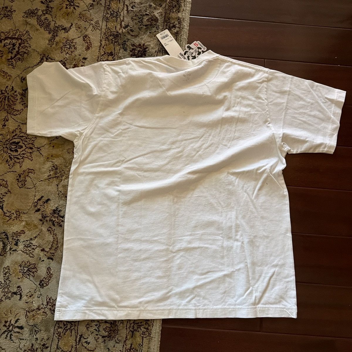 Uniqlo Uniqlo x Verdy Collab Tee Size US L / EU 52-54 / 3 - 3 Thumbnail