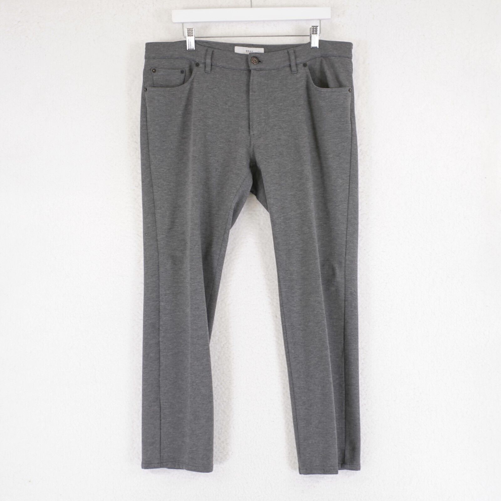 BRAX Brax Chuck Modern Fit Gray Soft Flannel Like Jeans 37/29 Mid Size US 37 - 1 Thumbnail