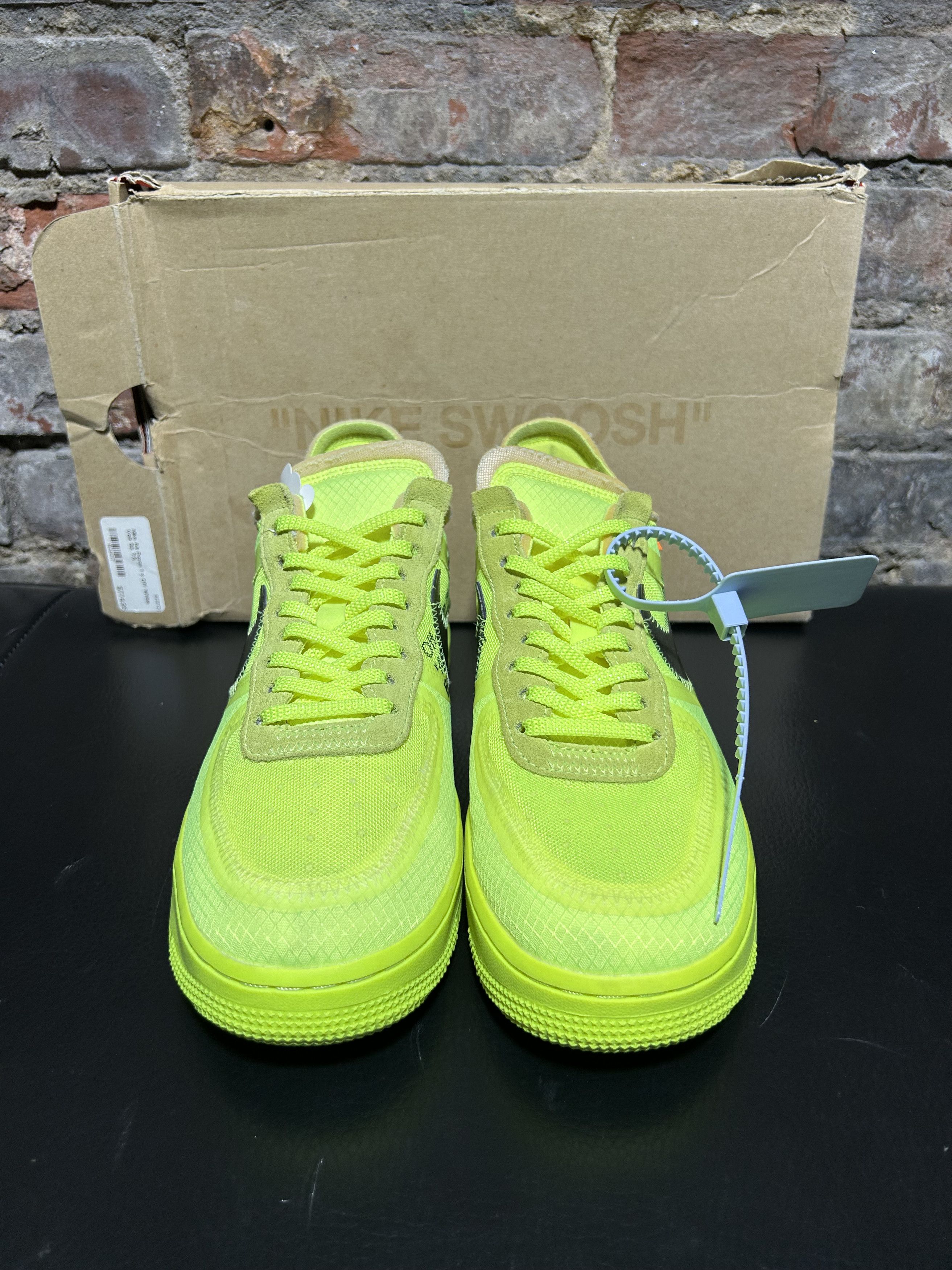 Nike × Off-White Off-White Air Force 1 Volt Size US 7.5 / EU 40-41 - 3 Thumbnail