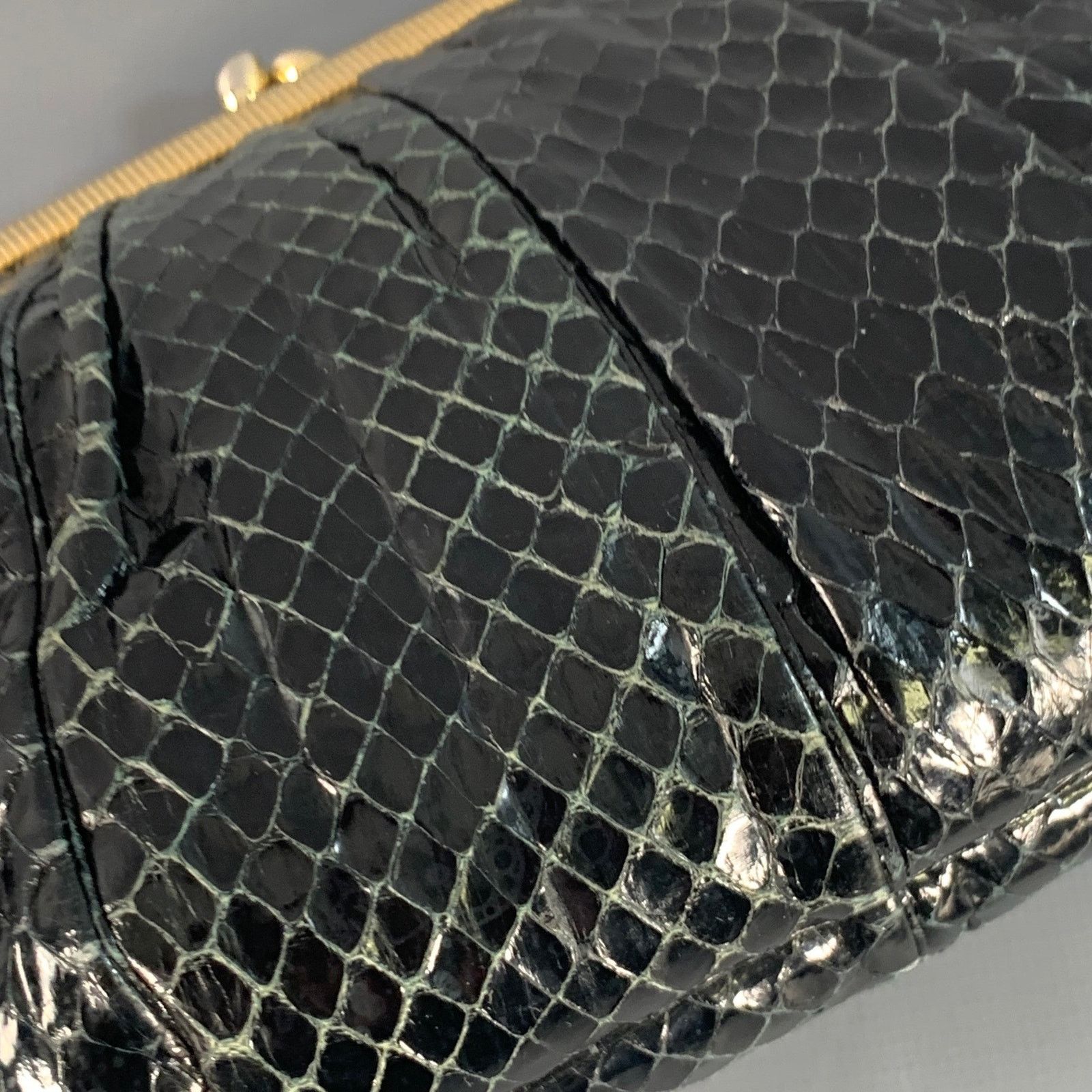Judith Leiber Vintage Black Gold Tone Snakeskin Leather Kiss Lock Evening Size ONE SIZE - 10 Thumbnail