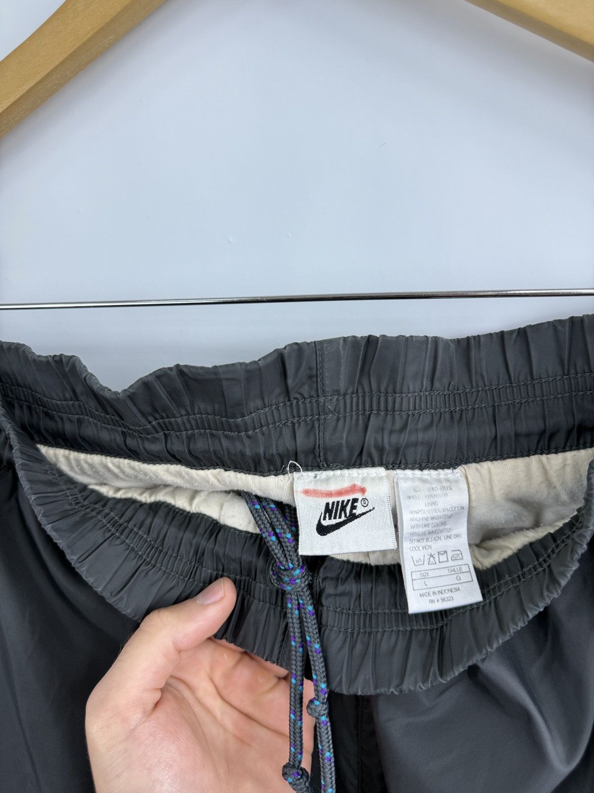Nike 🇺🇸 Vintage 80s Nike Nylon Track Pants Y2K Rare Retro Hype Size US 36 / EU 52 - 8 Thumbnail