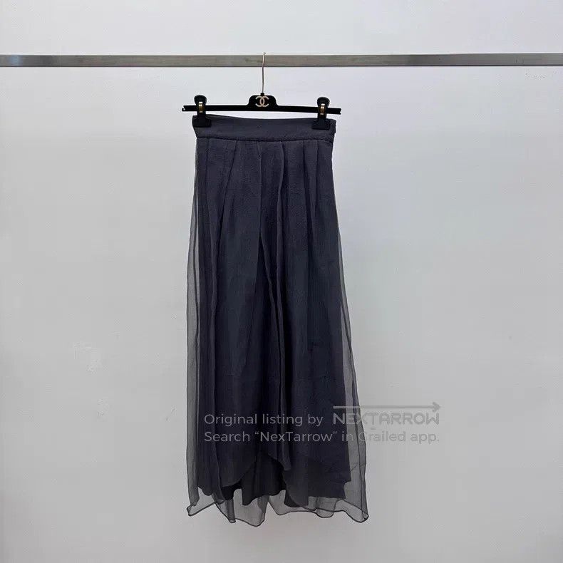 Brunello Cucinelli Brunello Cucinelli Grey Tulle Skirt Size 24" / US 00 / IT 34 - 1 Thumbnail