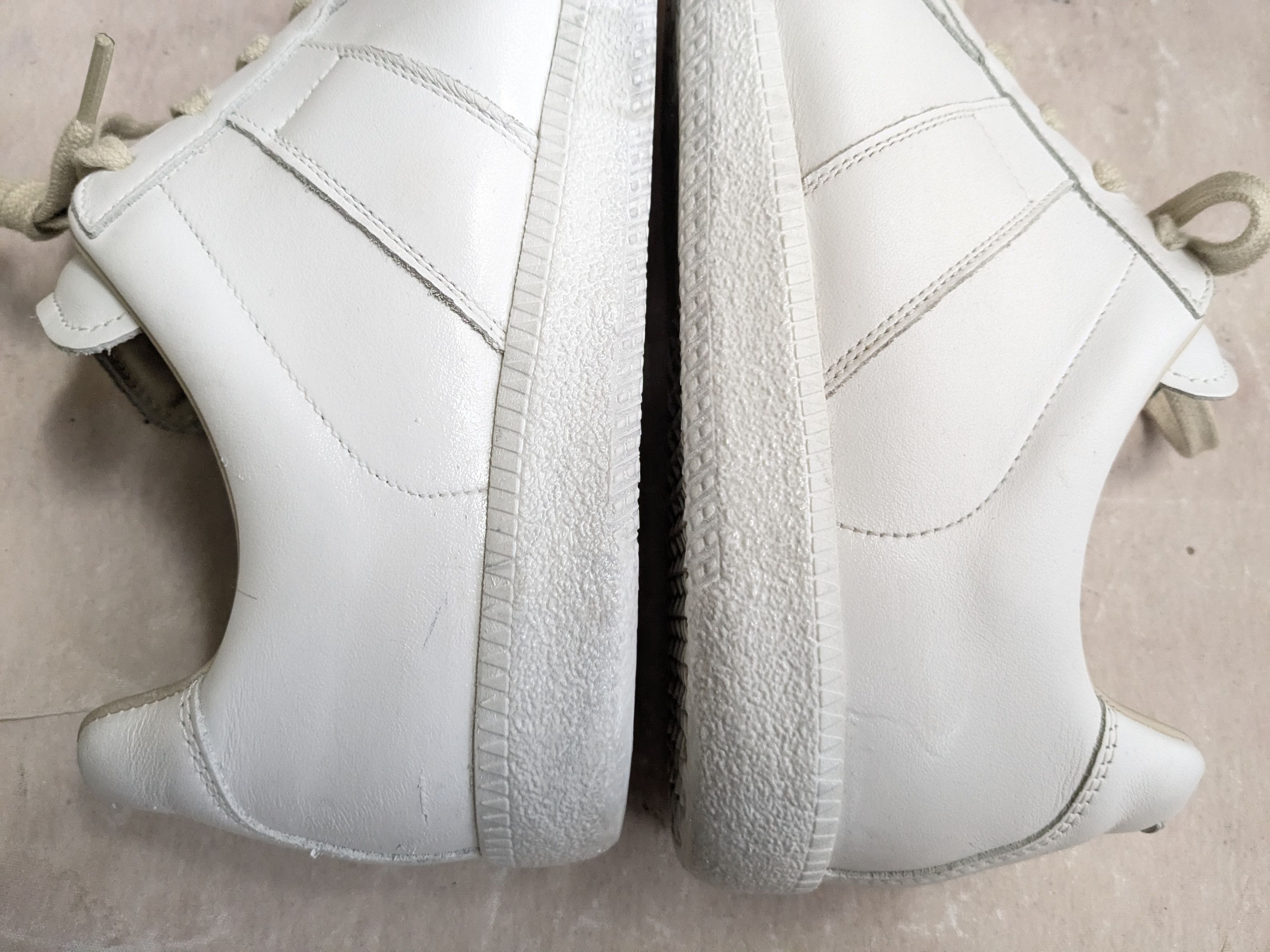 Maison Margiela Maison Margiela Replica GAT White 9 42 Low Tops Leather Size US 9 / EU 42 - 11 Thumbnail