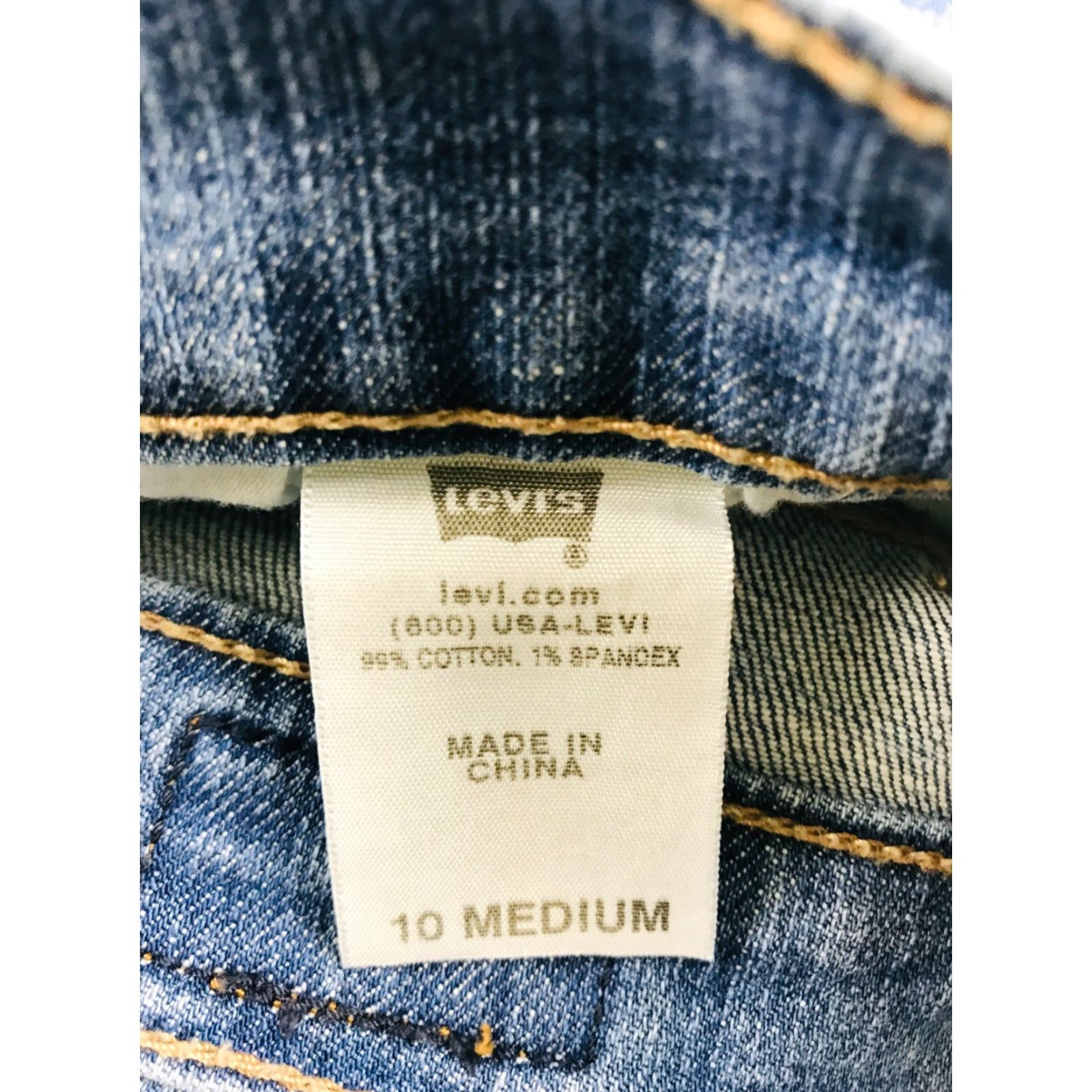 Levi's Levi's Jeans Women's 10 Medium Blue Denim Bootcut Slimming 521 Regular Inseam 31" Pants Size 32" / US 10 / IT 46 - 7 Thumbnail