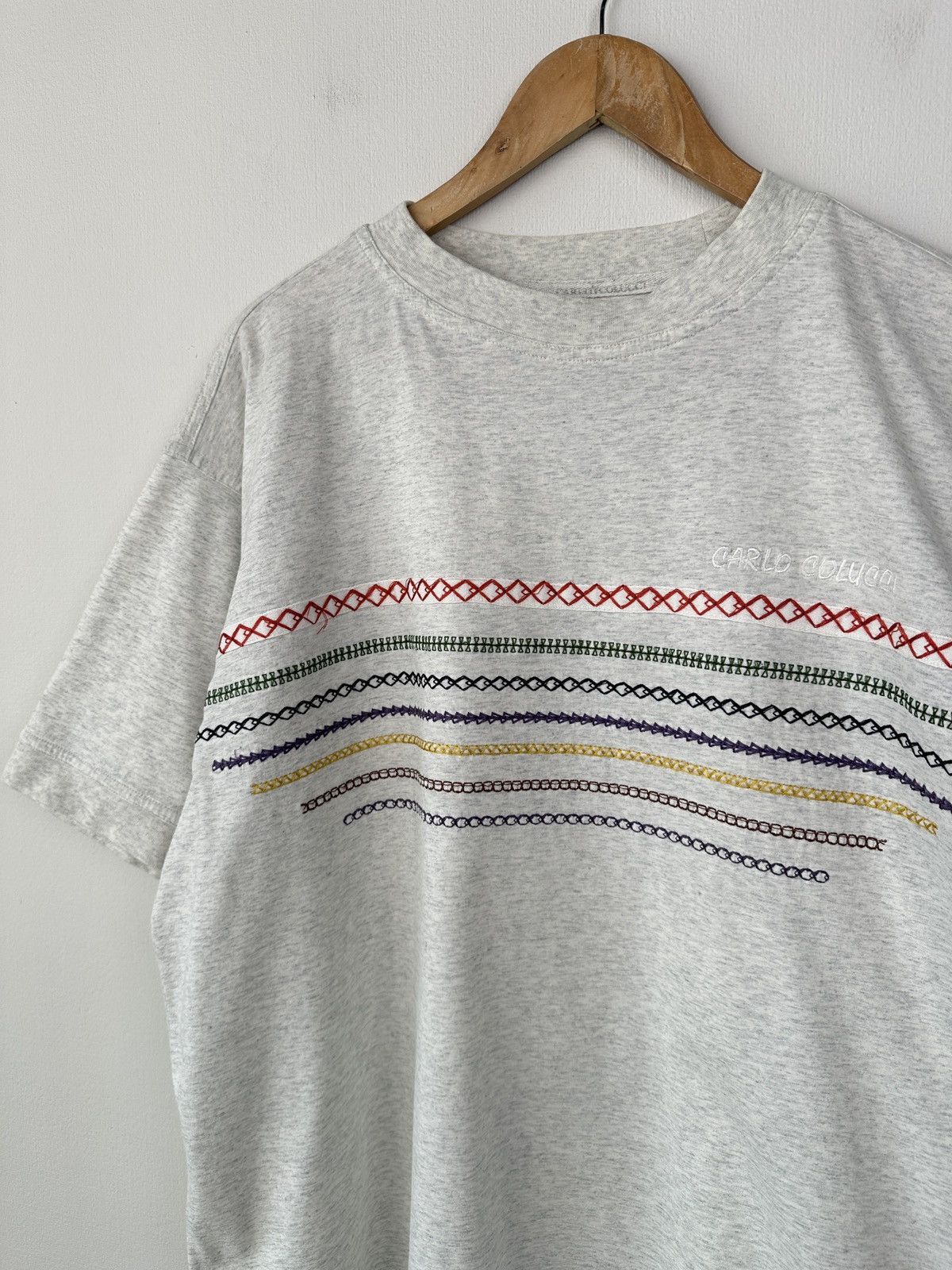 Carlo Colucci × Vintage Vintage Carlo Colucci Multicoloured Embroidered Logo T Shirt Size US XL / EU 56 / 4 - 3 Thumbnail