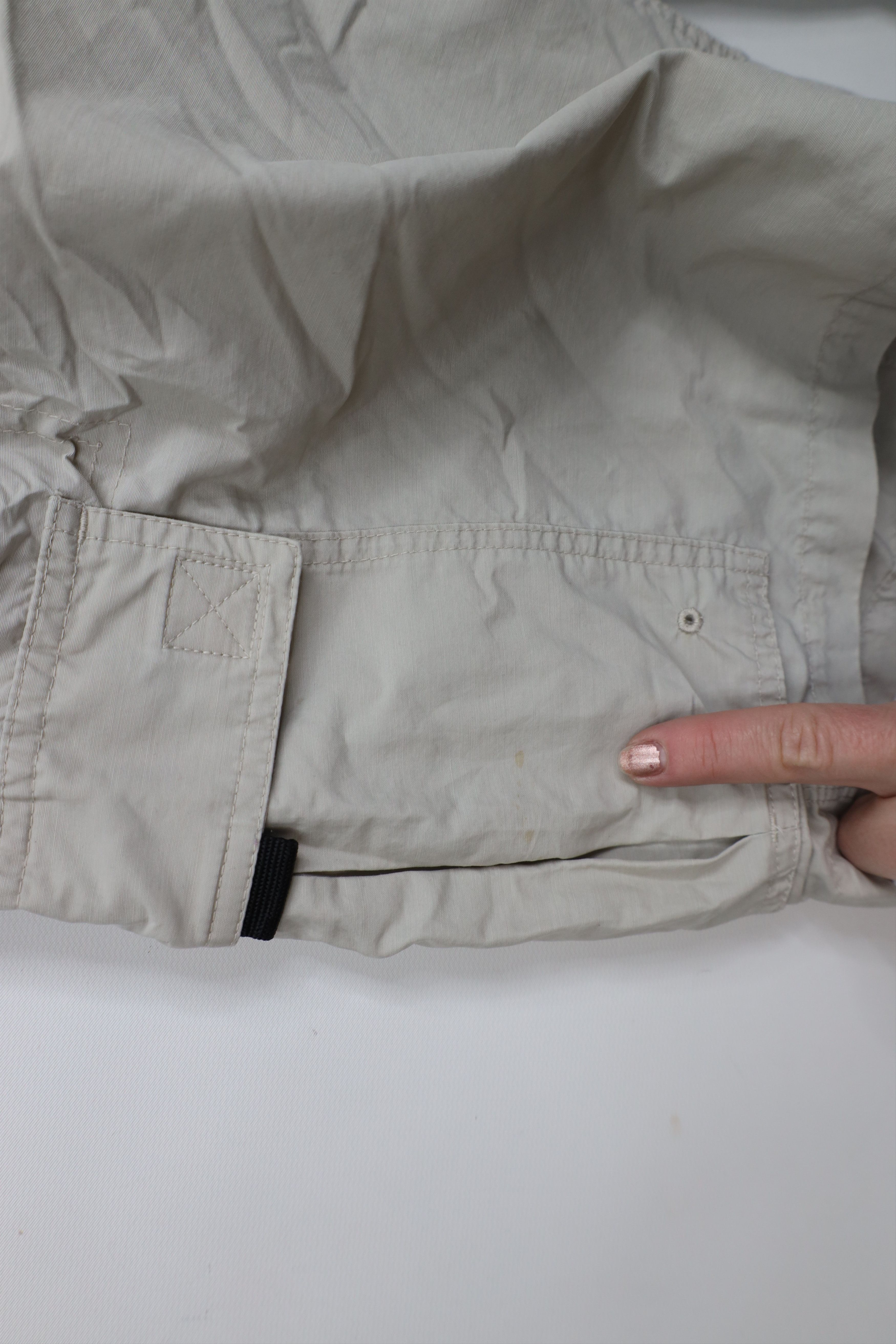 Columbia × Vintage Vintage Columbia Spell Out Lined Cargo Shorts Beige Tan Size US 32 / EU 48 - 7 Thumbnail