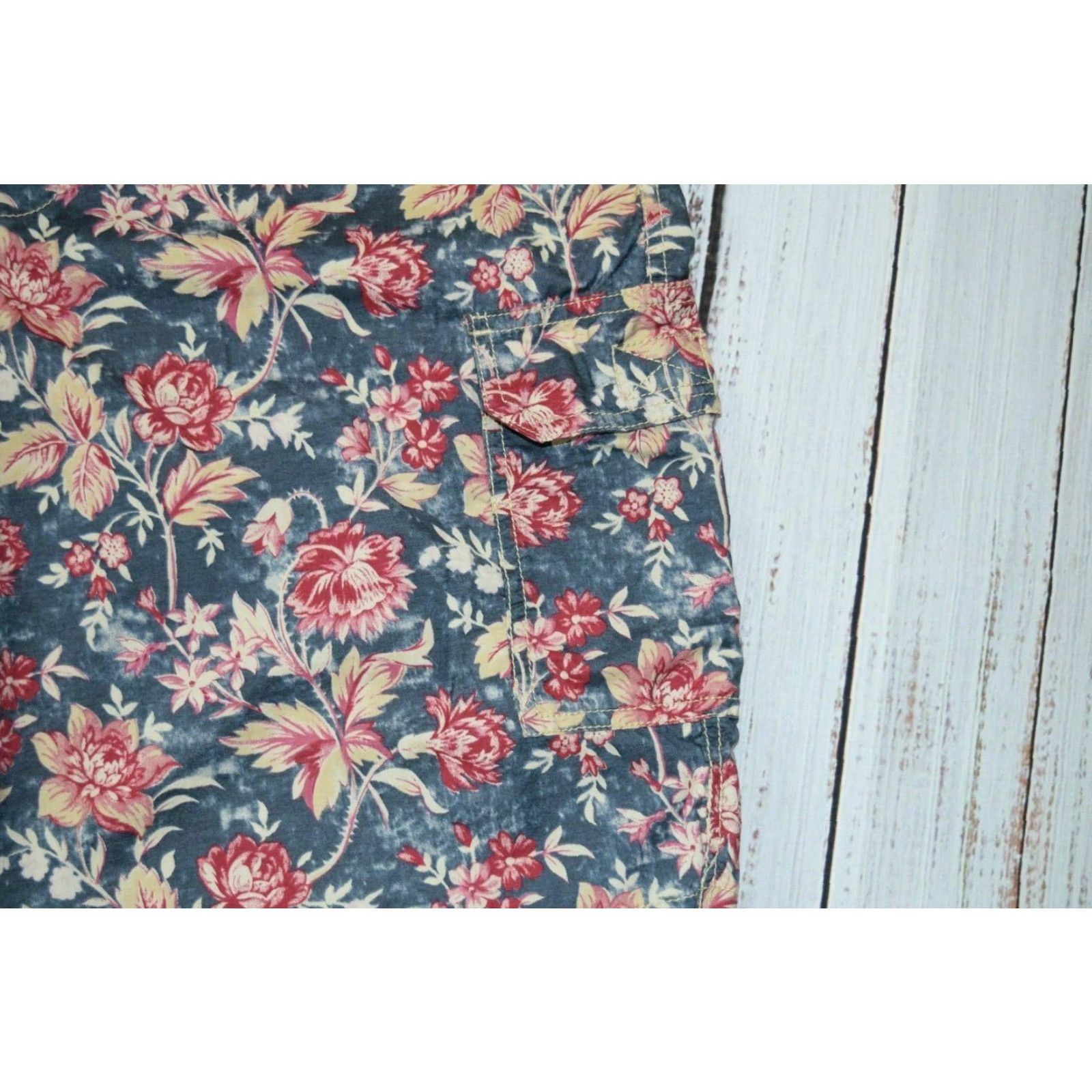 Polo Ralph Lauren VTG Polo Ralph Lauren Shorts Adult 32 Multicolor Floral Swim 90s Hawaiian Beach Mens Size US XS / EU 42 / 0 - 5 Thumbnail