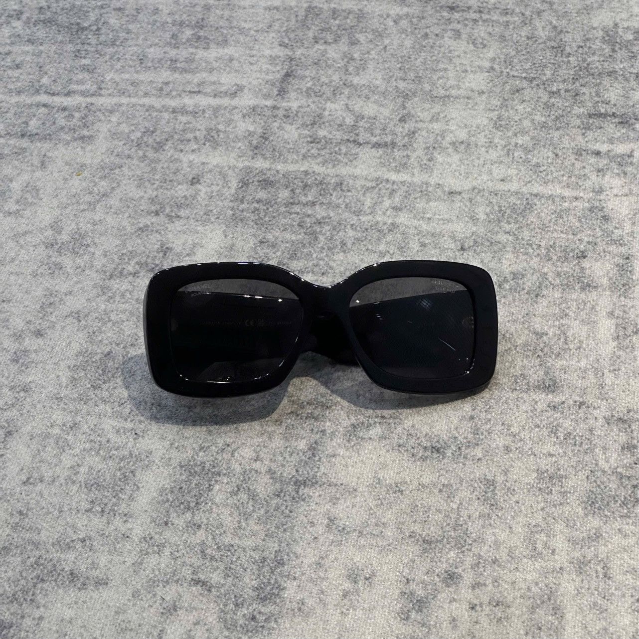 Chanel Chanel 0CH5483 C622T8 Size ONE SIZE - 2 Thumbnail
