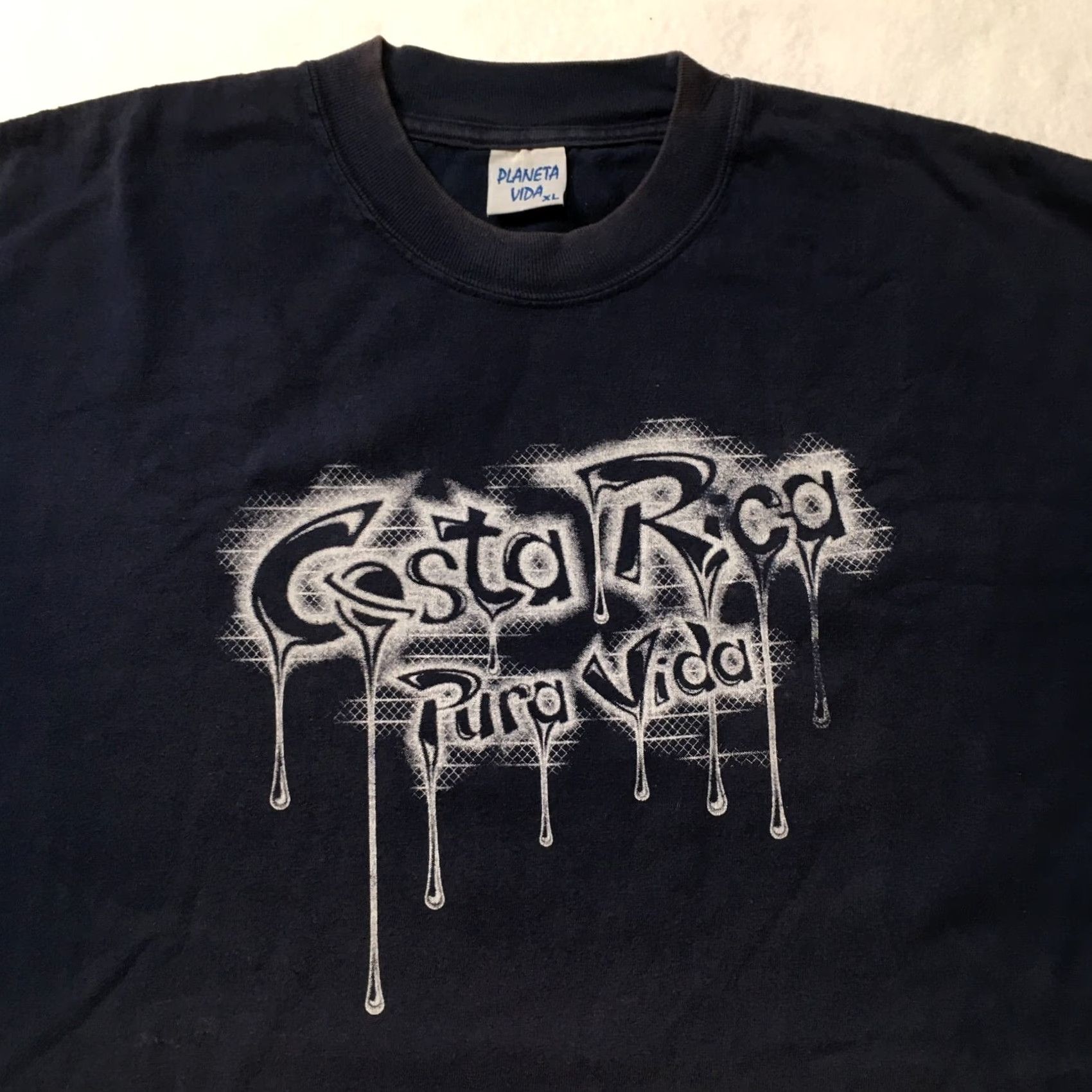 Vintage PURA VIDA T-Shirt Blue XL Adult GRAPHIC Beer Costa Rica, Cotton, Short Sleeve, Crew Neck, Unisex, Regular Fit Size US XL / EU 56 / 4 - 2 Thumbnail