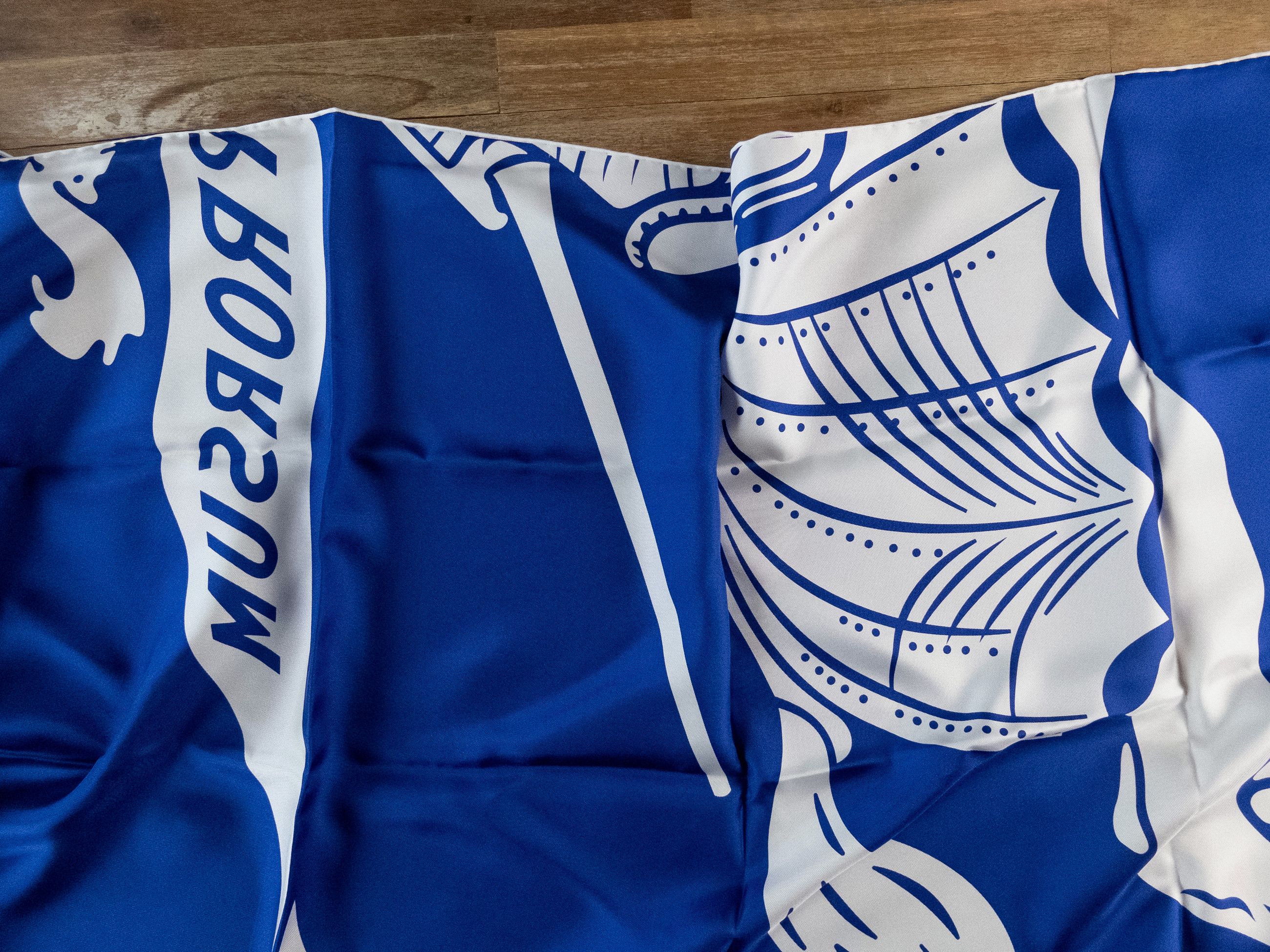 Burberry BURBERRY blue white knight logo print rectangle silk scarf Size ONE SIZE - 5 Thumbnail