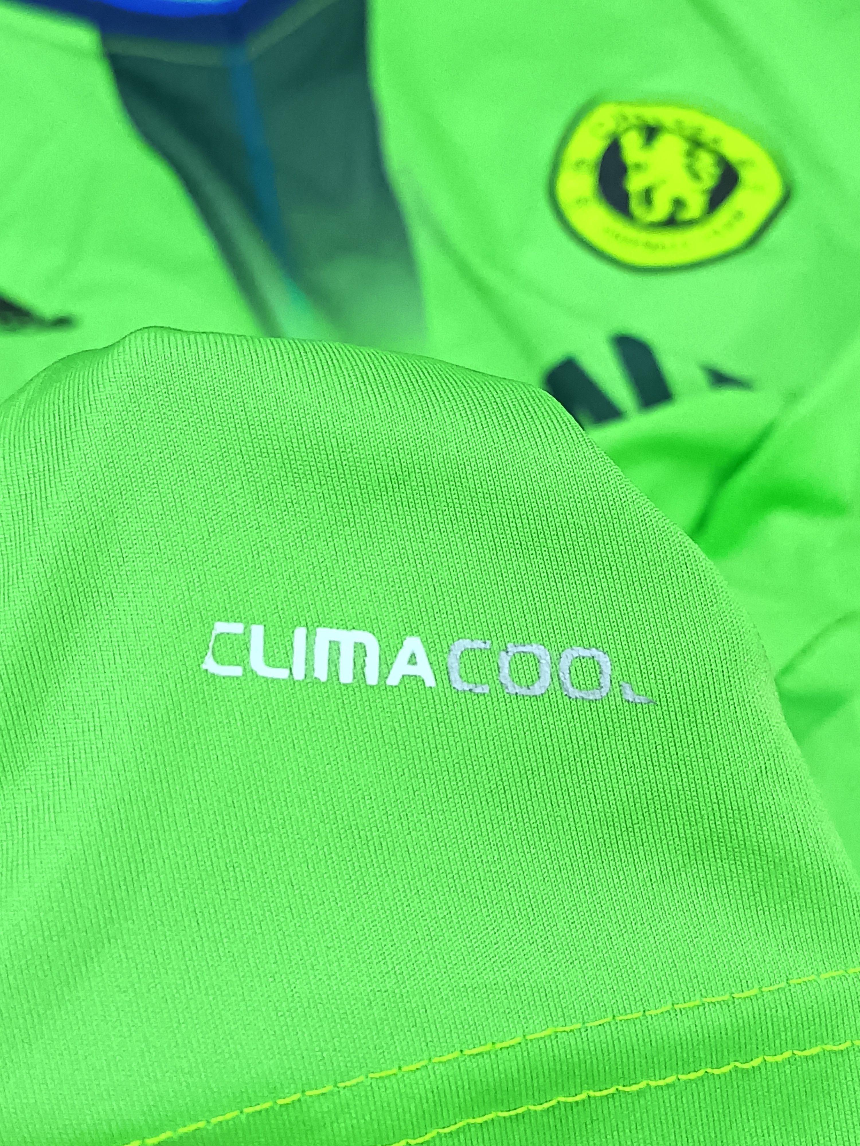 Adidas Vintage y2k chelsea third kit 2010/2011 Size US M / EU 48-50 / 2 - 7 Thumbnail
