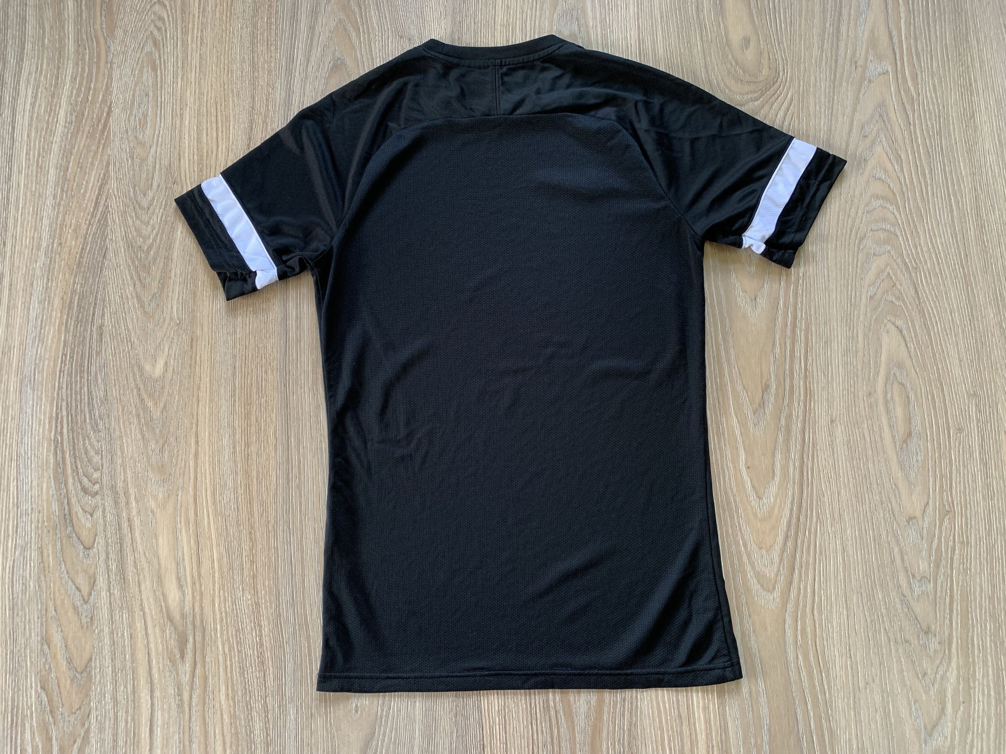 Nike Nike Black Sport T Shirt Size US S / EU 44-46 / 1 - 3 Thumbnail