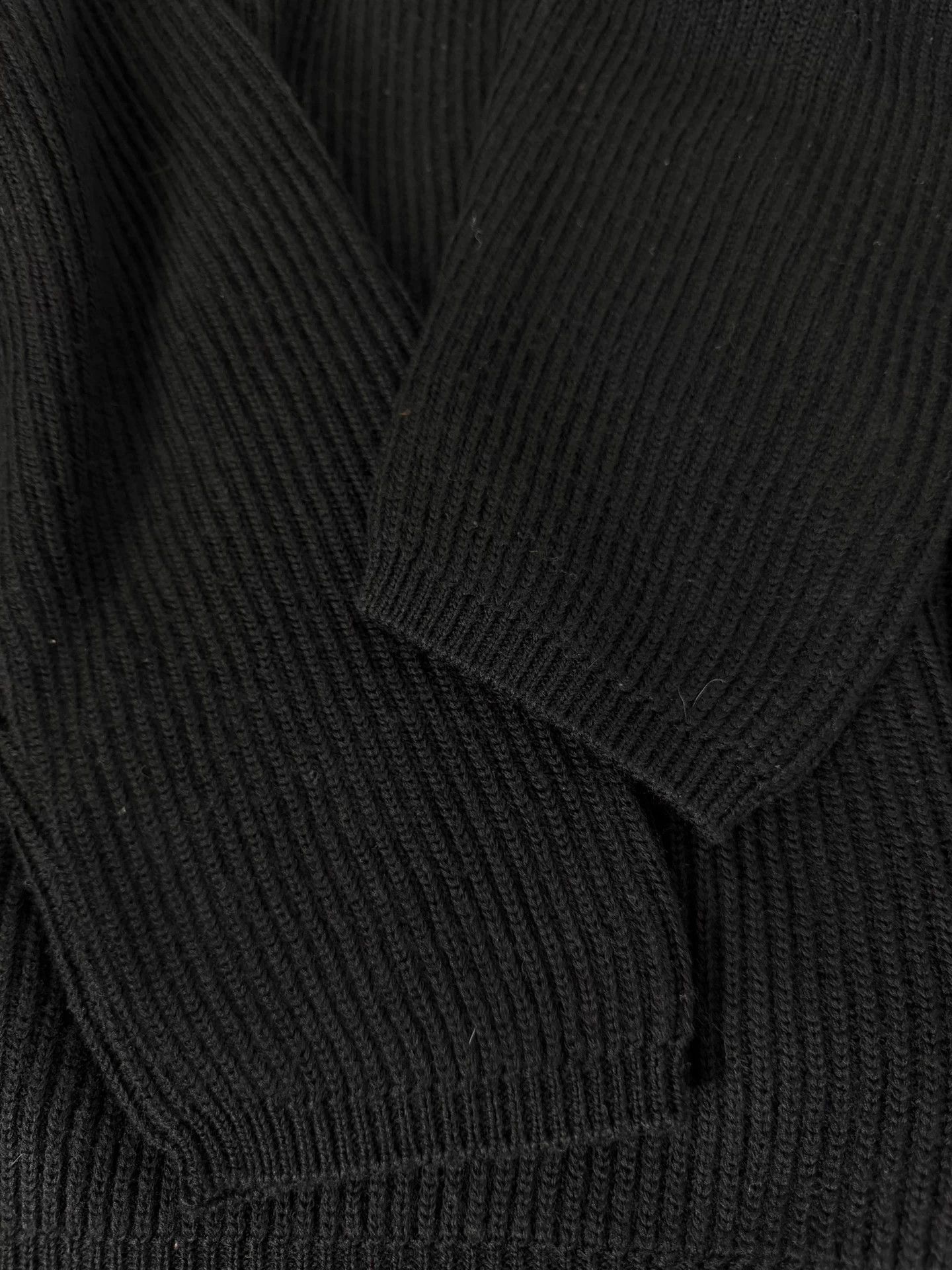 Saint Laurent Paris Saint Laurent SLP15SS Rivet Round Neck Black Knit Sweater M Size M / US 6-8 / IT 42-44 - 3 Thumbnail