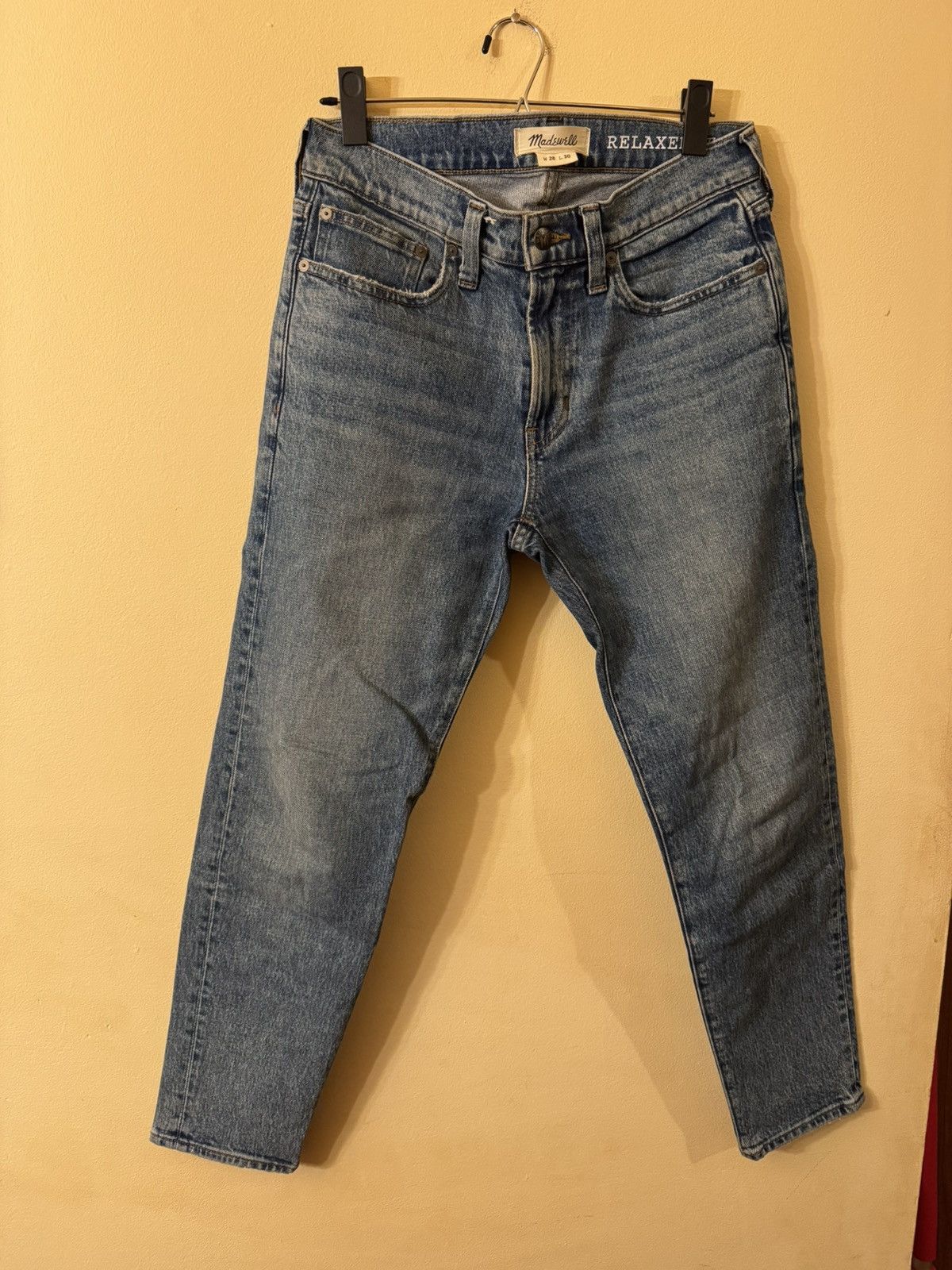 Madewell Madewell Men’s Relaxed Taper Jeans, 28x30 Size US 28 / EU 44 - 1 Thumbnail