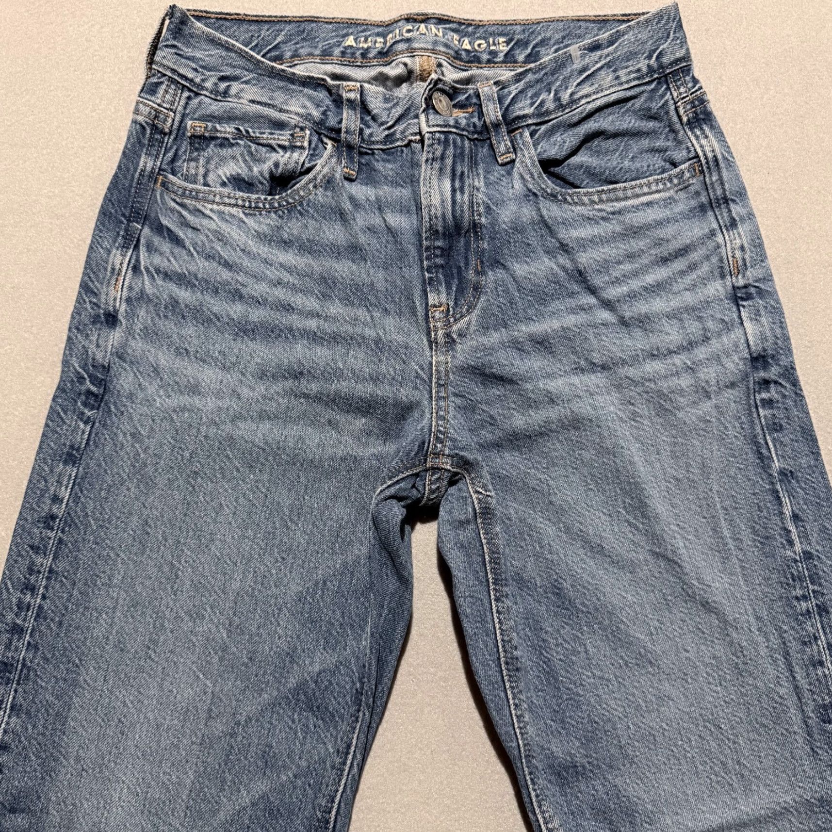 American Eagle Outfitters American Eagle 90s Straight Jeans Women's Blue Denim Pockets Zip Fly 00 Short Short Womens jeans Blue 90s Straight Jeans Womens 00 Short Size 24" / US 00 / IT 34 - 3 Thumbnail