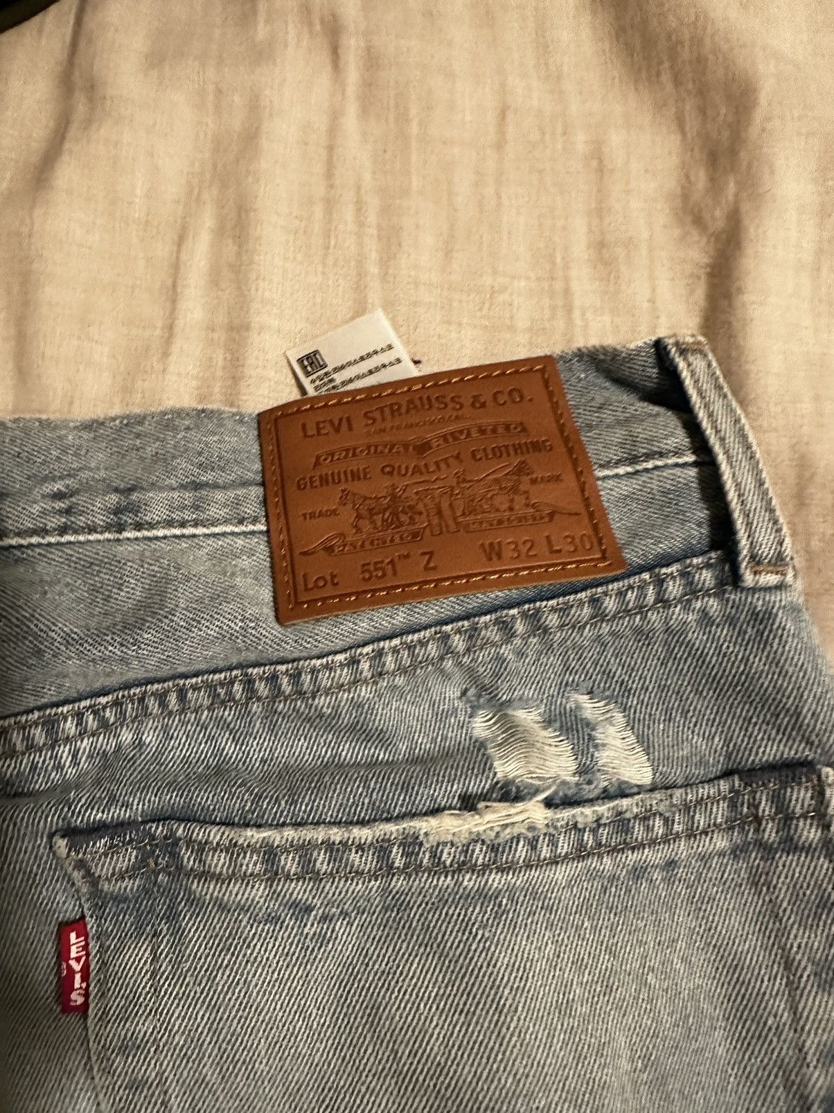 Levi's Levi’s 551 Z Light Wash Jeans Size US 32 / EU 48 - 5 Thumbnail