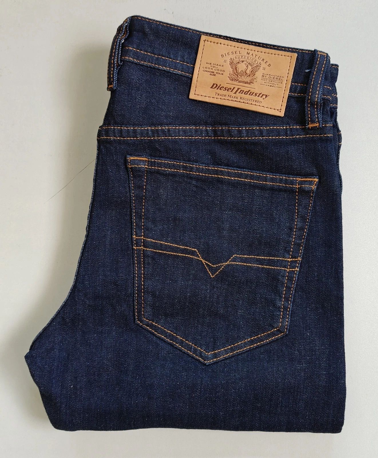 Diesel BUSTER-X L.32 MENS JEANS T/9525