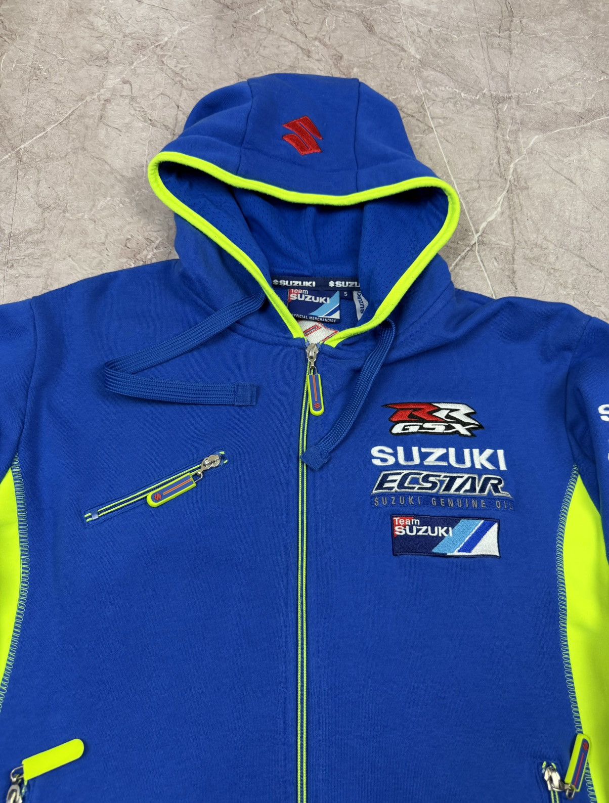 Vintage Vintage Y2K Suzuki Racing Zip Hoodie Size US S / EU 44-46 / 1 - 4 Thumbnail