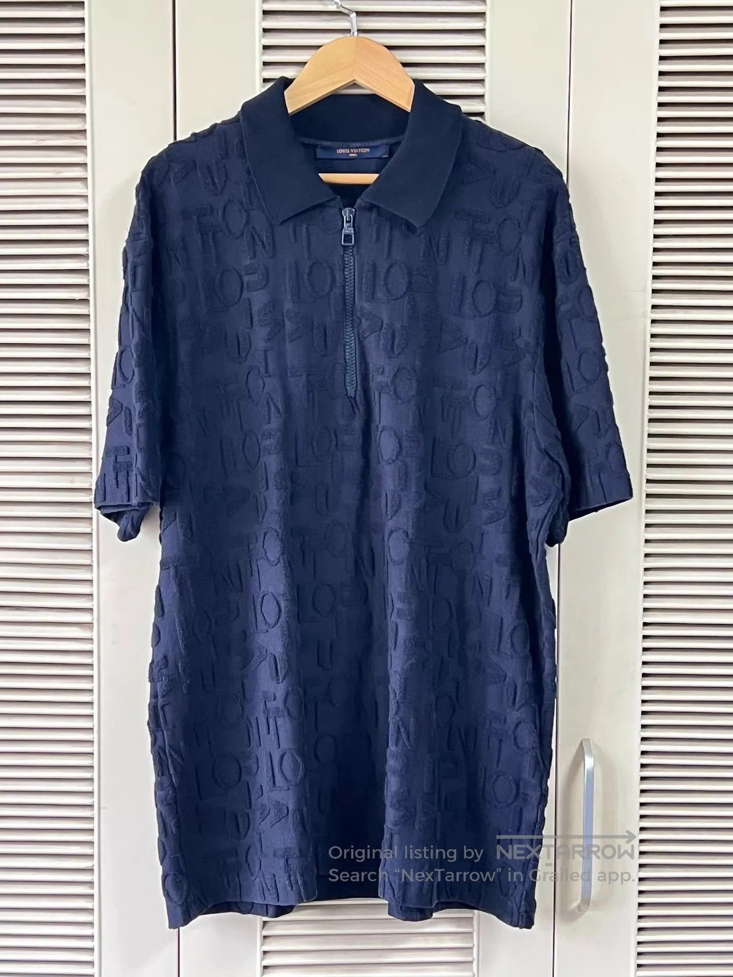 Louis Vuitton Blue Short-Sleeve Textured Polo Shirt. Size US L / EU 52-54 / 3 - 1 Thumbnail