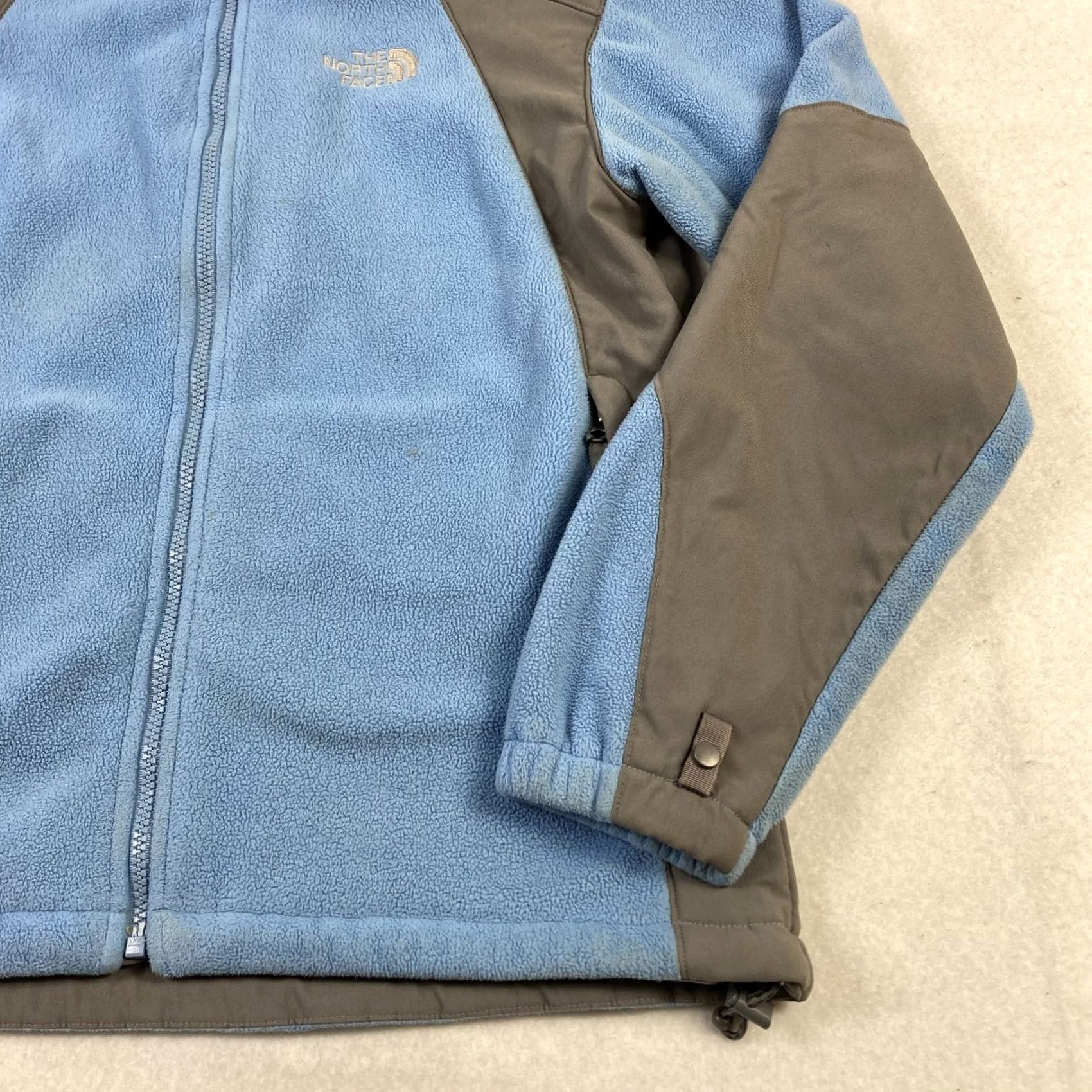 The North Face The North Face Fleece Jacket Women's Medium Blue Color Block Full Zip Soft Shell Size M / US 6-8 / IT 42-44 - 3 Thumbnail