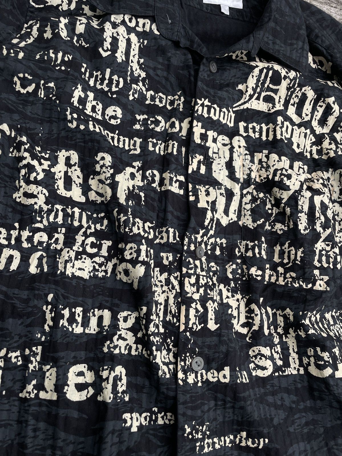 If Six Was Nine 2000s Japanese archive Vkei Poem Camo Shirts Gyaruo Size US S / EU 44-46 / 1 - 7 Thumbnail
