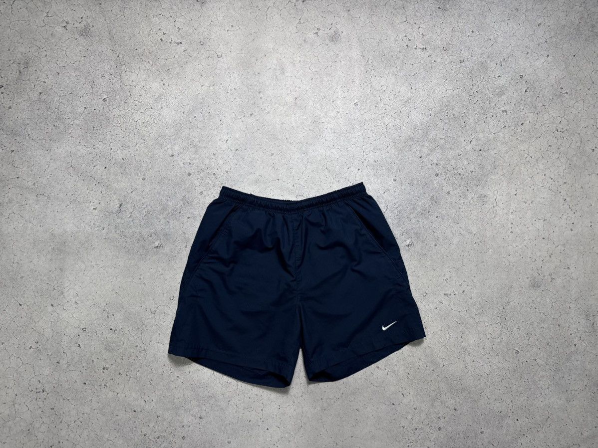 Nike × Vintage Nike Vintage Nylon Shorts Swoosh Drill Y2K Navy Size US 32 / EU 48 - 1 Thumbnail