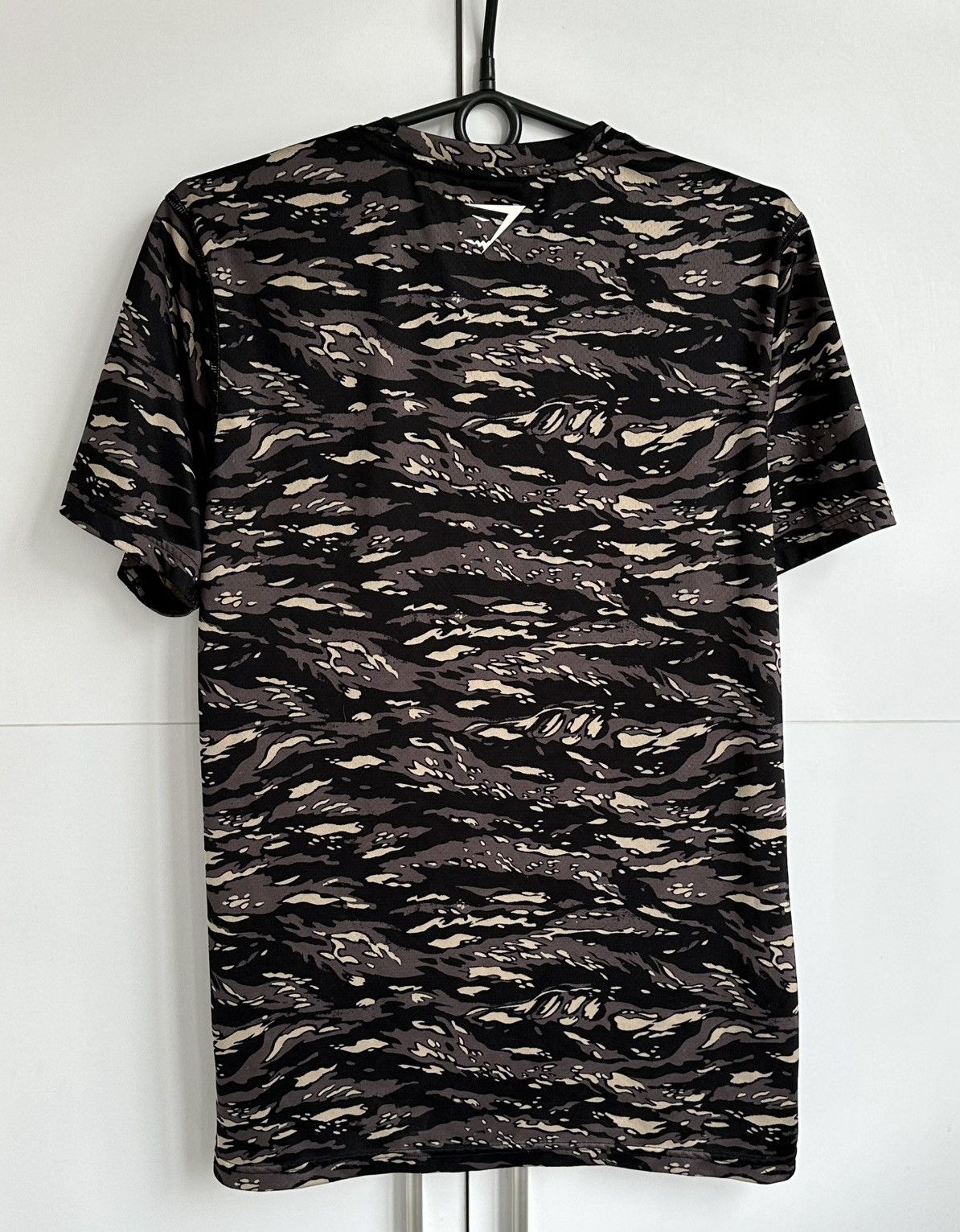 Gymshark Gymshark Arrival Camo Training T-Shirt Men's Size M Size US M / EU 48-50 / 2 - 4 Thumbnail