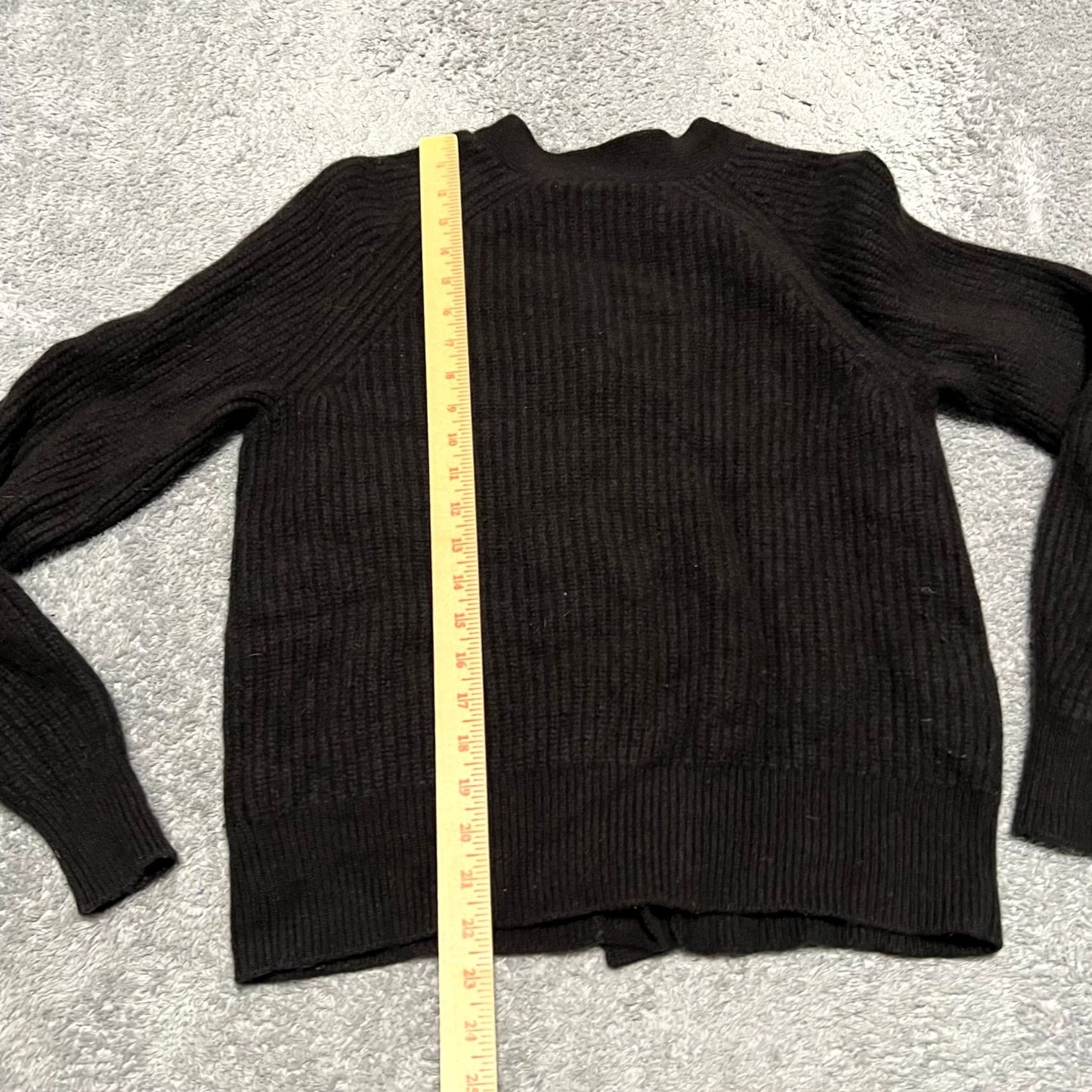 Everlane Everlane Cardigan Sweater Womens XS Wool Button Chunky Black XS Womens Cardigan Sweater Size XS / US 0-2 / IT 36-38 - 7 Thumbnail