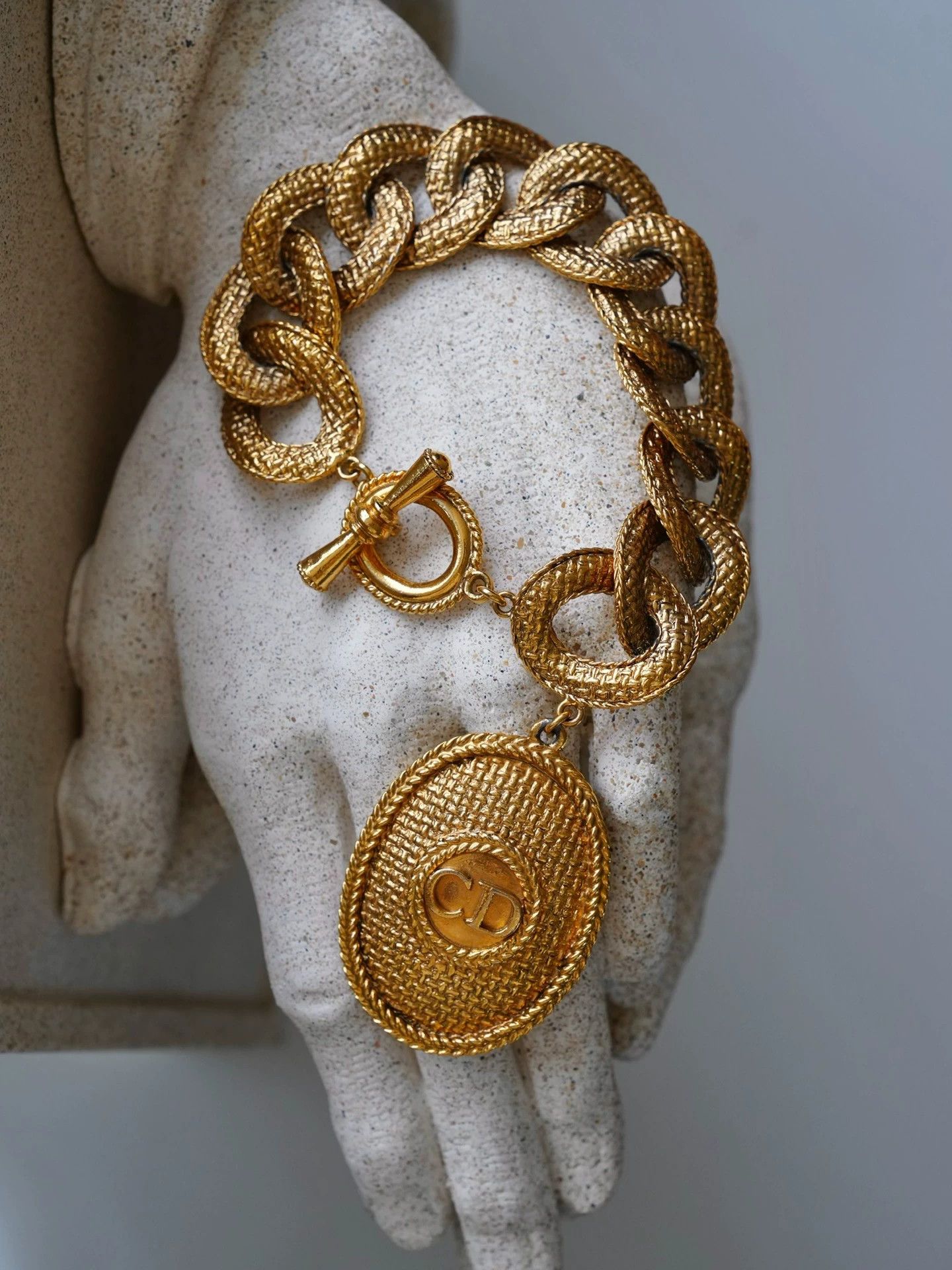 Dior Vintage Dior 1991 SS Gold-Tone CD Bracelet Size ONE SIZE - 3 Thumbnail