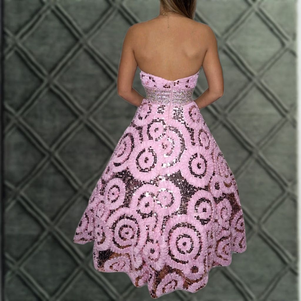 Vintage WOW PROM & PAGEANT Embellished Strapless Gown - Pink, 6, Adult Women, Long Formal Dress, Ball Gown, Quinceanera, Prom, Wedding, Beaded, Sequins Size M / US 6-8 / IT 42-44 - 1 Thumbnail