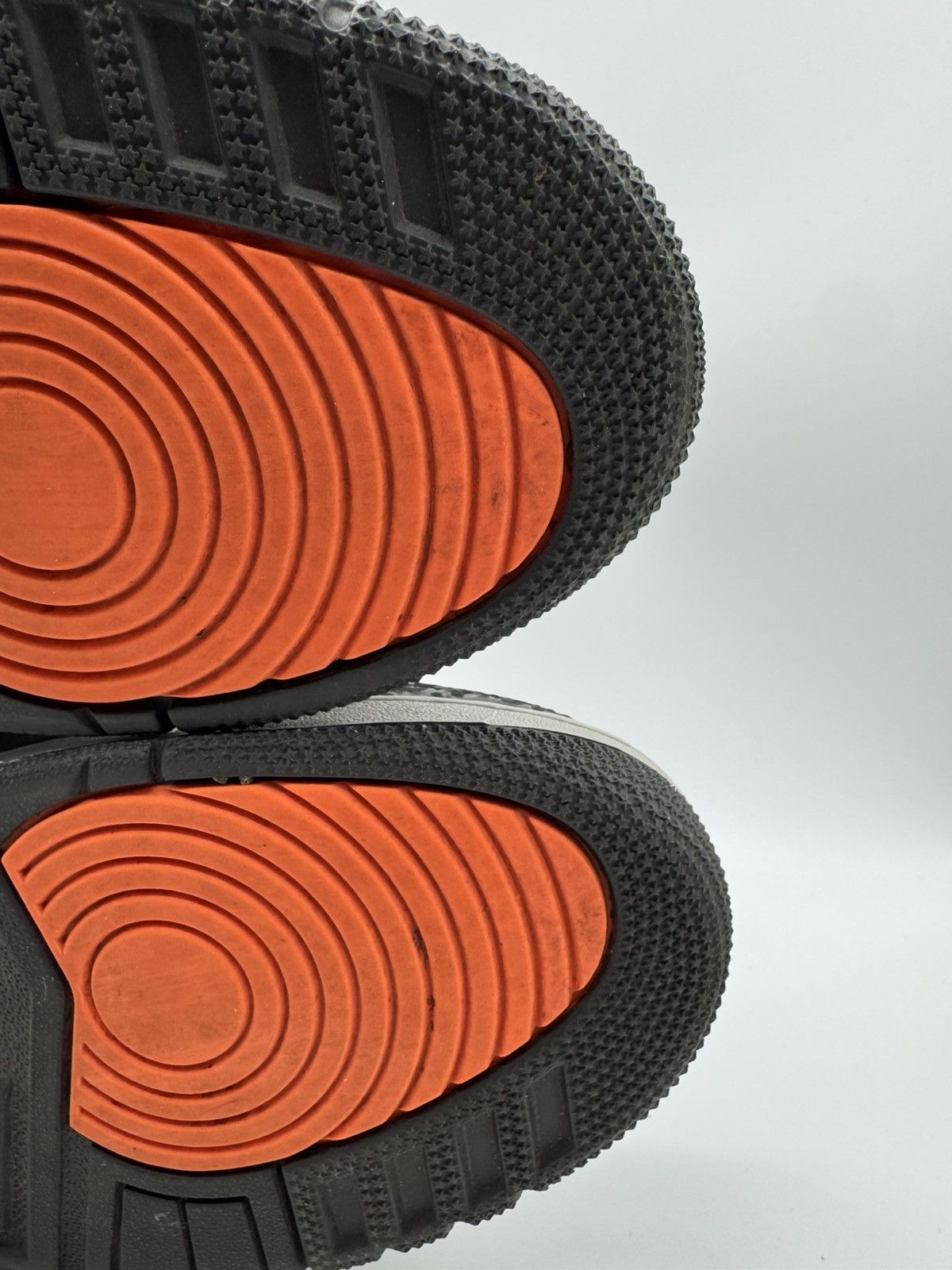 Jordan Brand × Nike Nike Air Jordan 3 Retro Fear Pack 2013 OG All 626967 040 Size US 10.5 / EU 43-44 - 8 Thumbnail