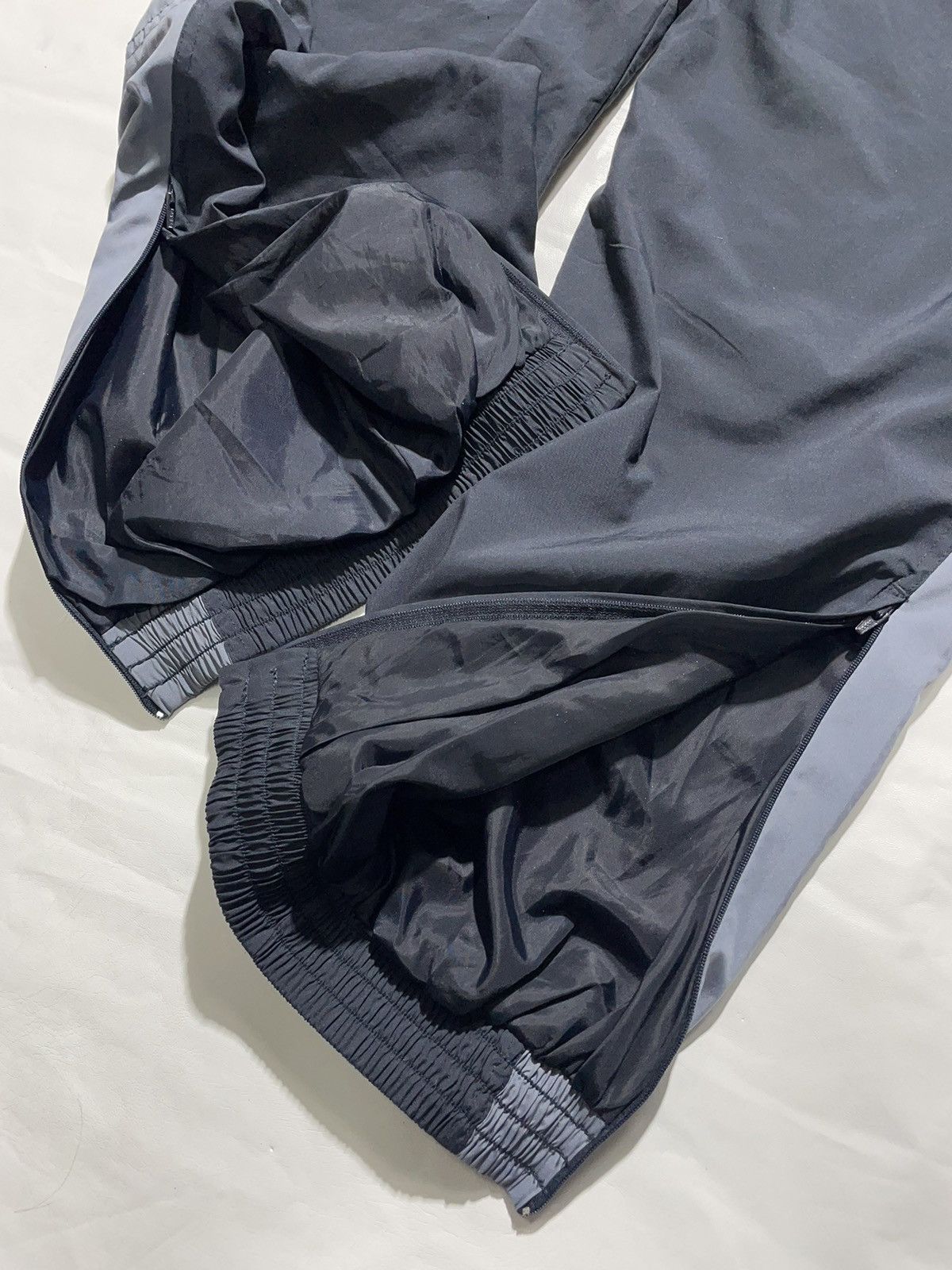 Adidas × Vintage Adidas vintage sweatsuit 00s Size US 32 / EU 48 - 10 Thumbnail