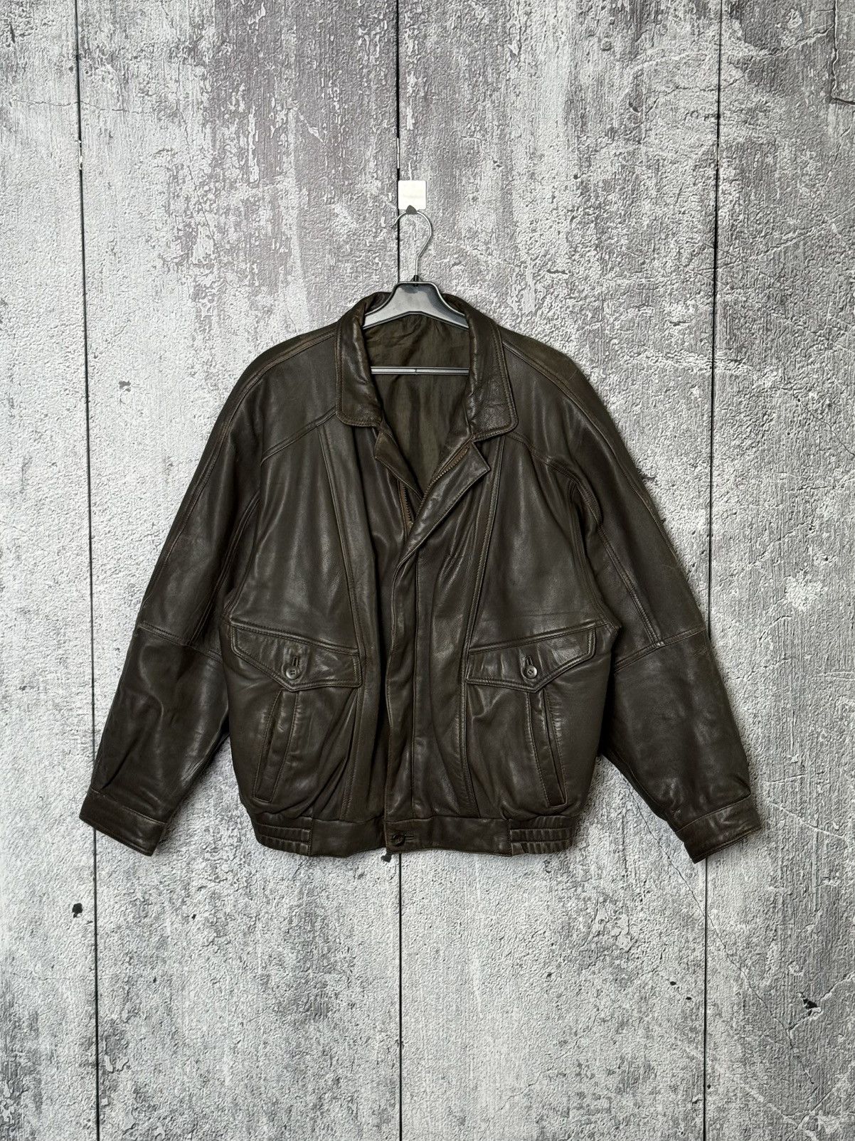 Vintage Vintage Brown Leather Jacket Retro Style Flight Bomber Size US L / EU 52-54 / 3 - 1 Thumbnail