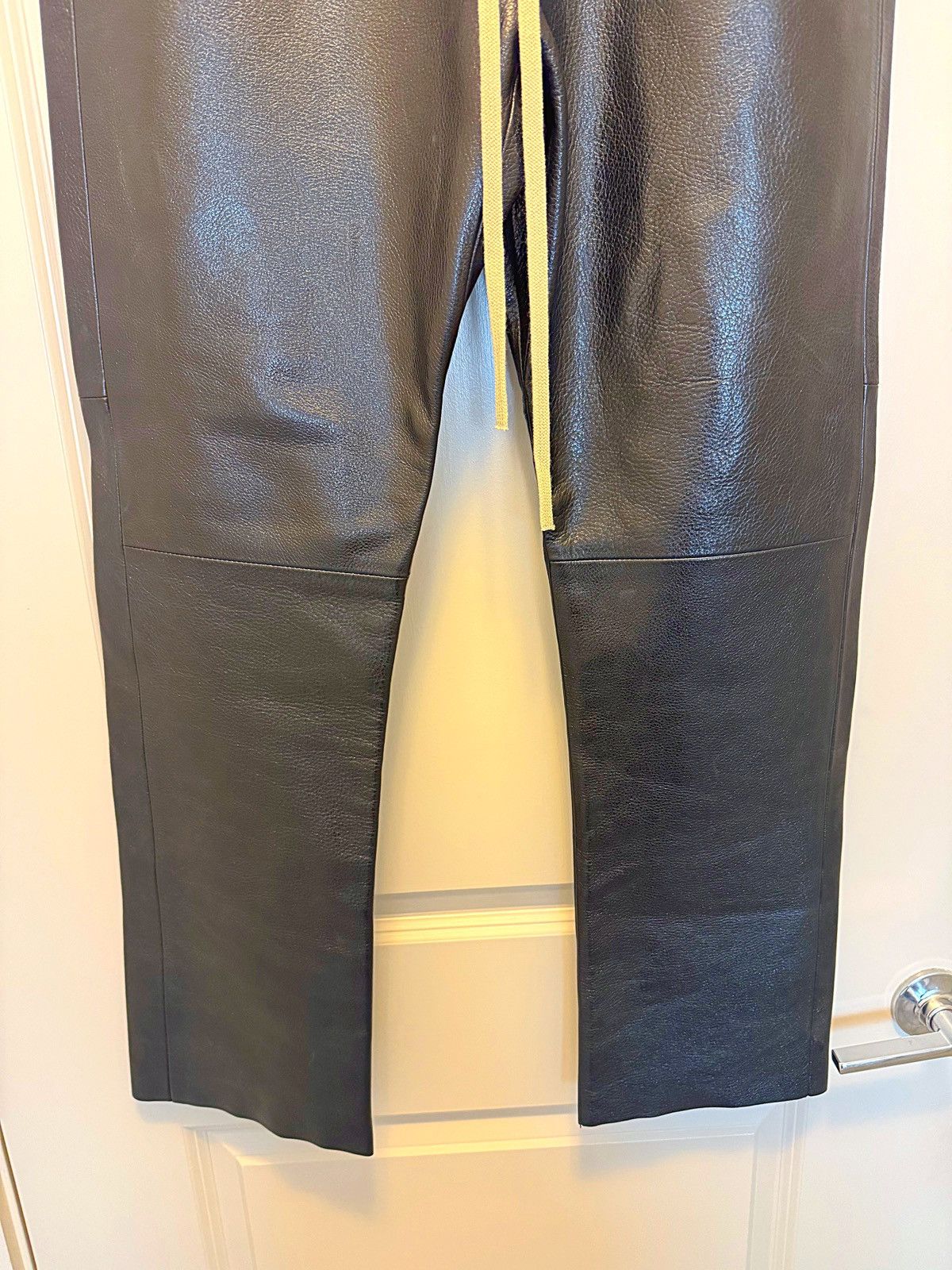 Fear of God Fear of God Leather Forum Trousers Size US 33 - 6 Thumbnail