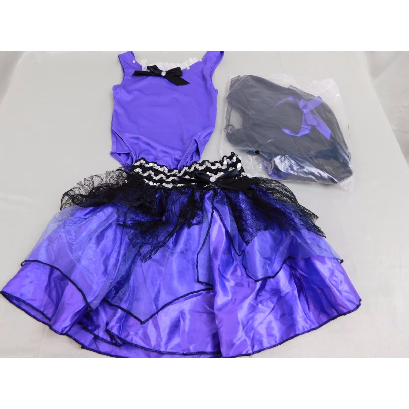 Vintage **Ballerina, Bat, Witch Costume - Small Purple #5178** User: **VINTAGE Ballerina, Bat, Witch Costume - Small Purple #5178** Size ONE SIZE - 2 Thumbnail