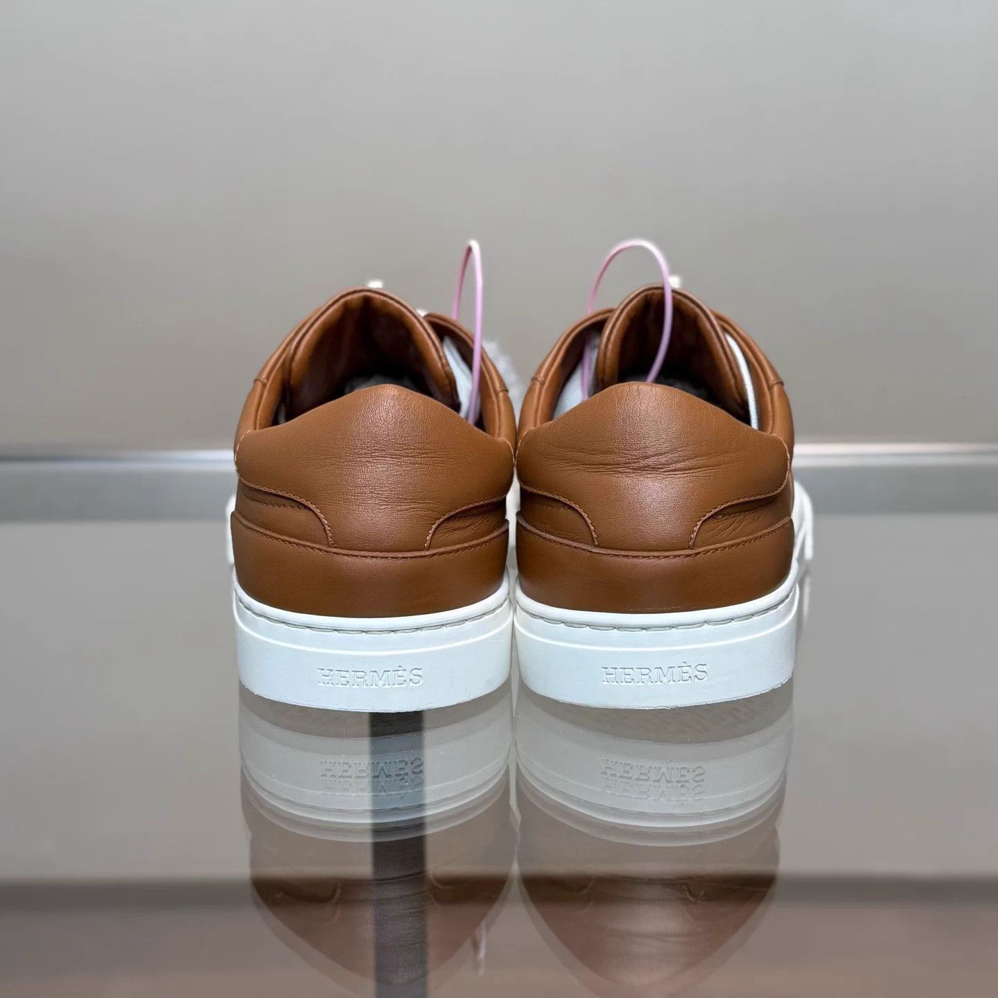 Hermes Hermes Gold Brown Kelly Buckle Leather Sneakers 36.5 99 Size US 6.5 / IT 36.5 - 4 Thumbnail