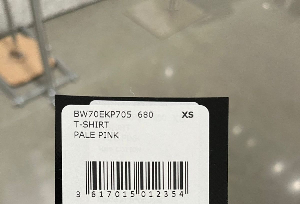 Givenchy oc11z0725 T-Shirt in Pale Pink Size US XS / EU 42 / 0 - 5 Thumbnail