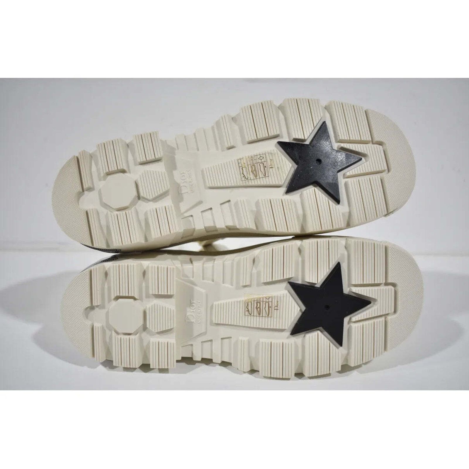 Dior Dior Genesis Off White Logo Neoprene Rubber Winter Snow Size US 8 / IT 38 - 9 Thumbnail