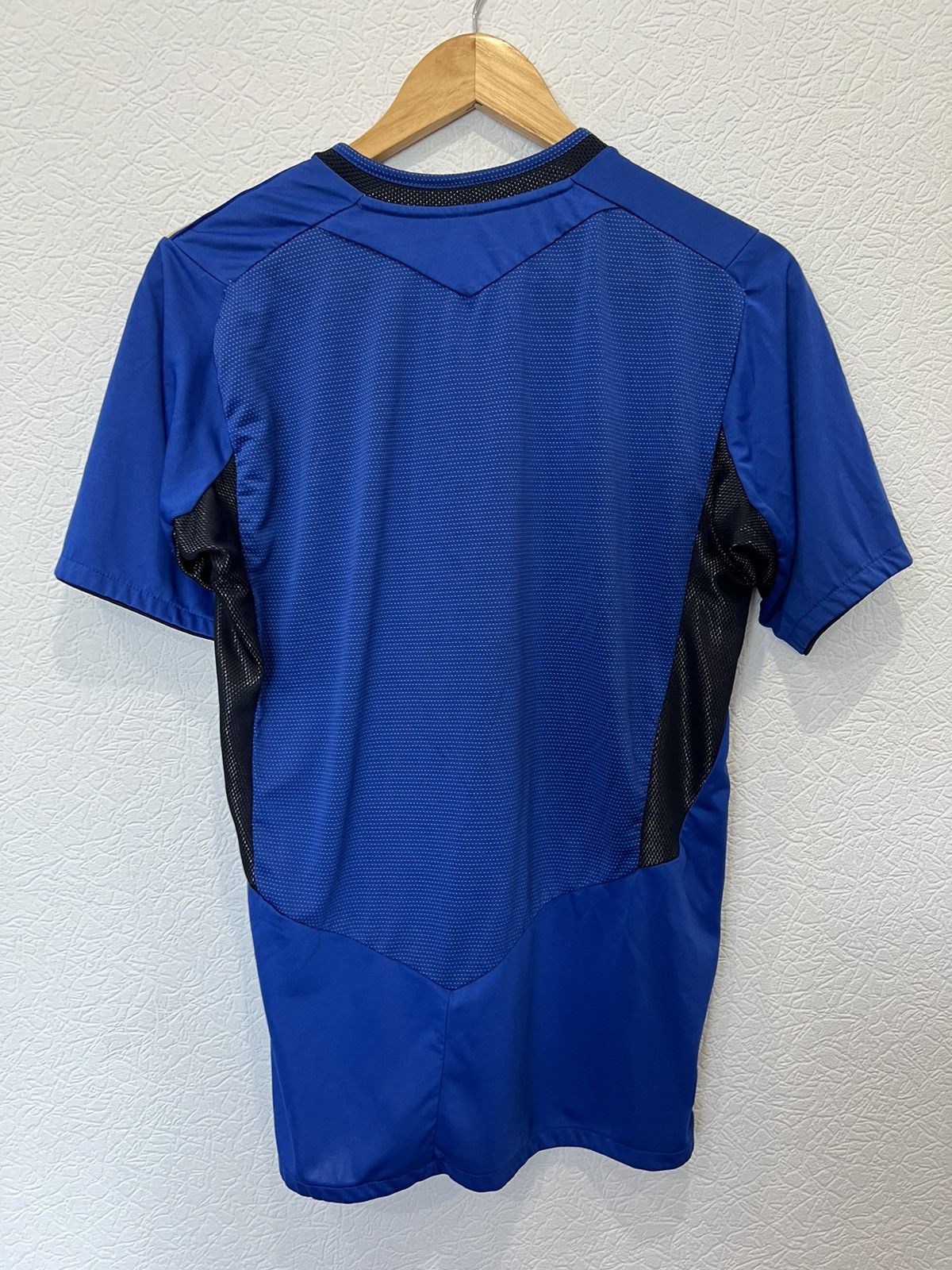 Umbro Umbro Sweden 2004 Away Kit Soccer Jersey Size US S / EU 44-46 / 1 - 4 Thumbnail