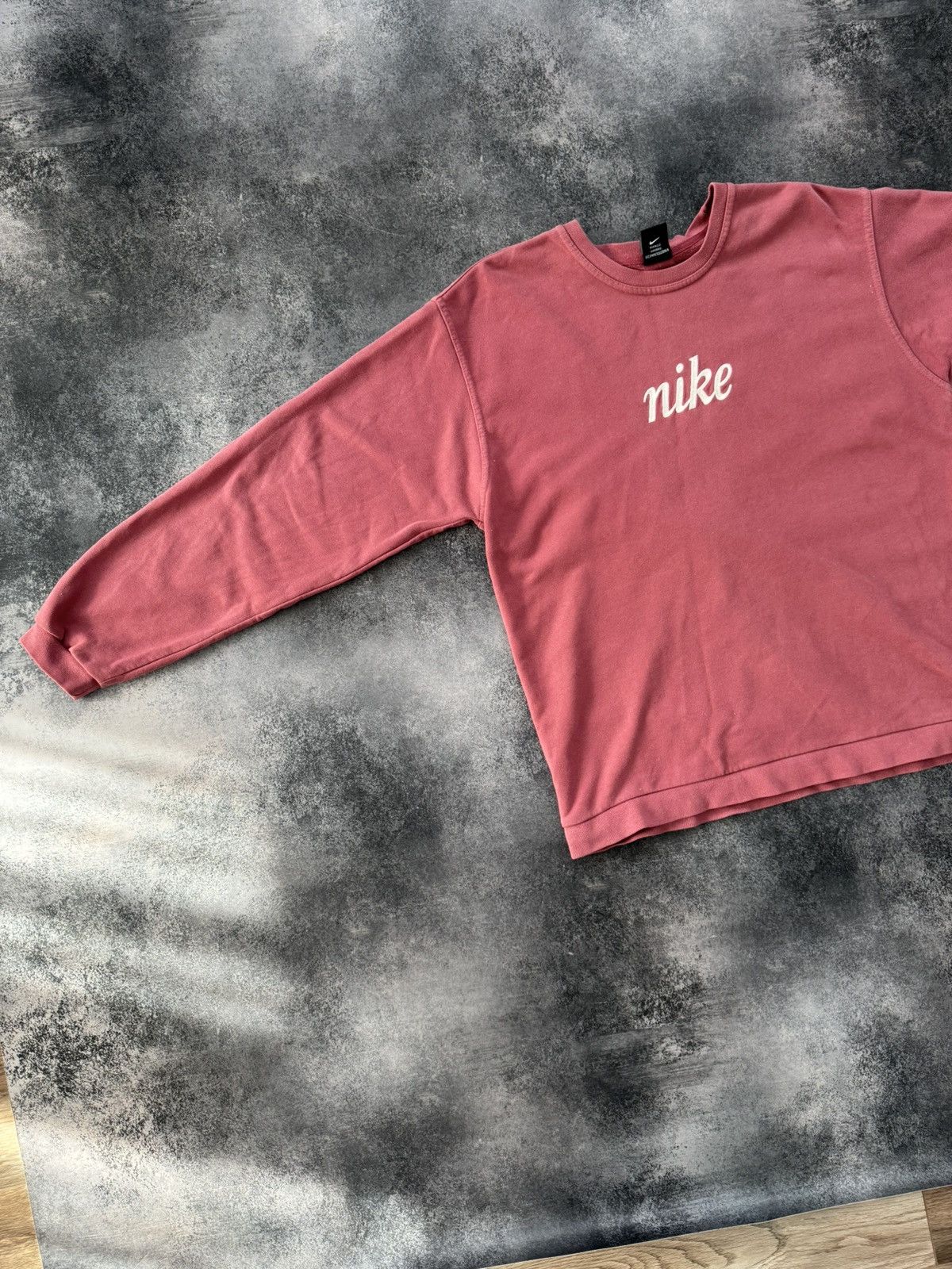 Nike Vintage Nike Big Logo Baggy Crewneck Sweatshirt y2k swoosh Size US L / EU 52-54 / 3 - 5 Thumbnail