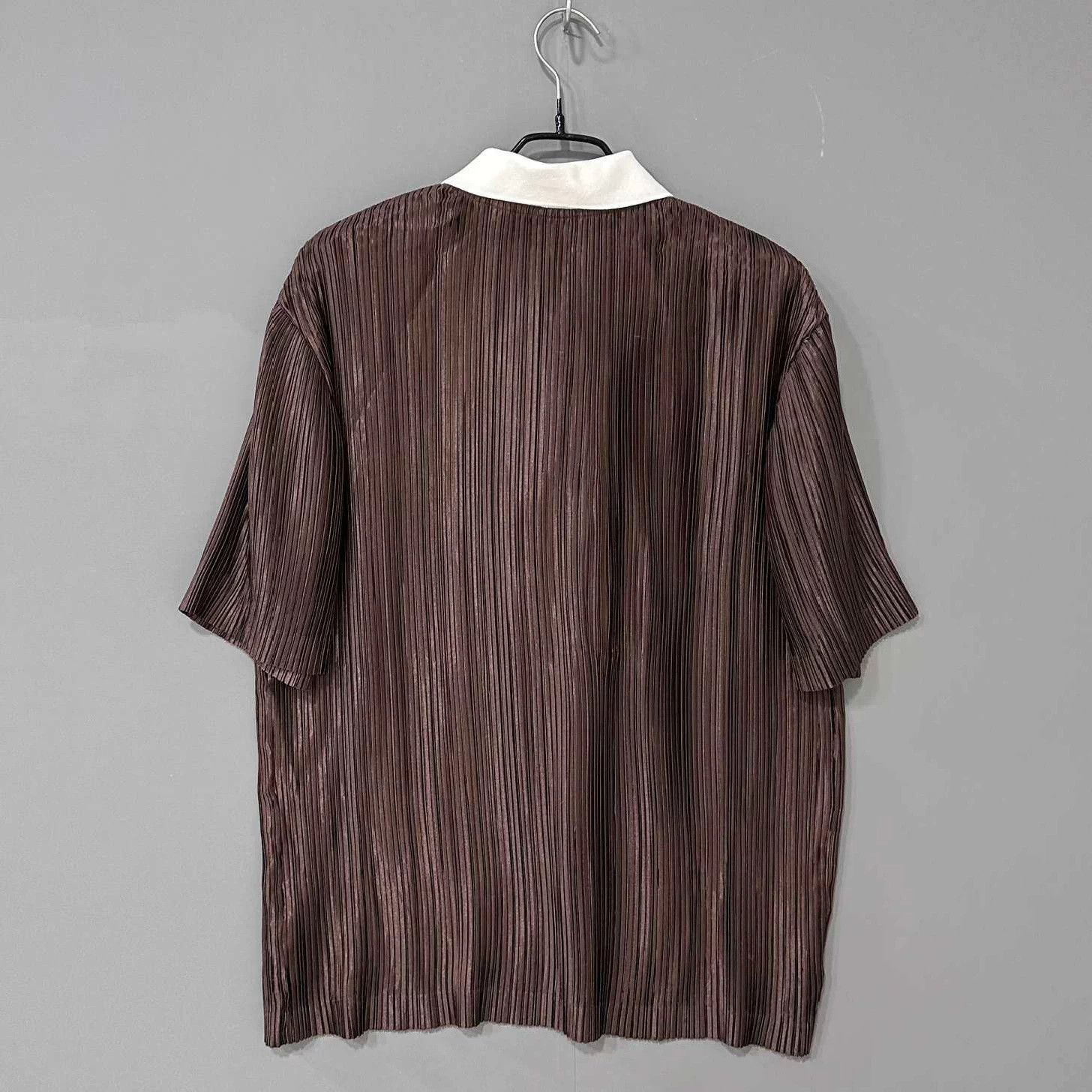 Burberry Burberry Black Pleated Polo Shirt UK2 Size US M / EU 48-50 / 2 - 3 Thumbnail