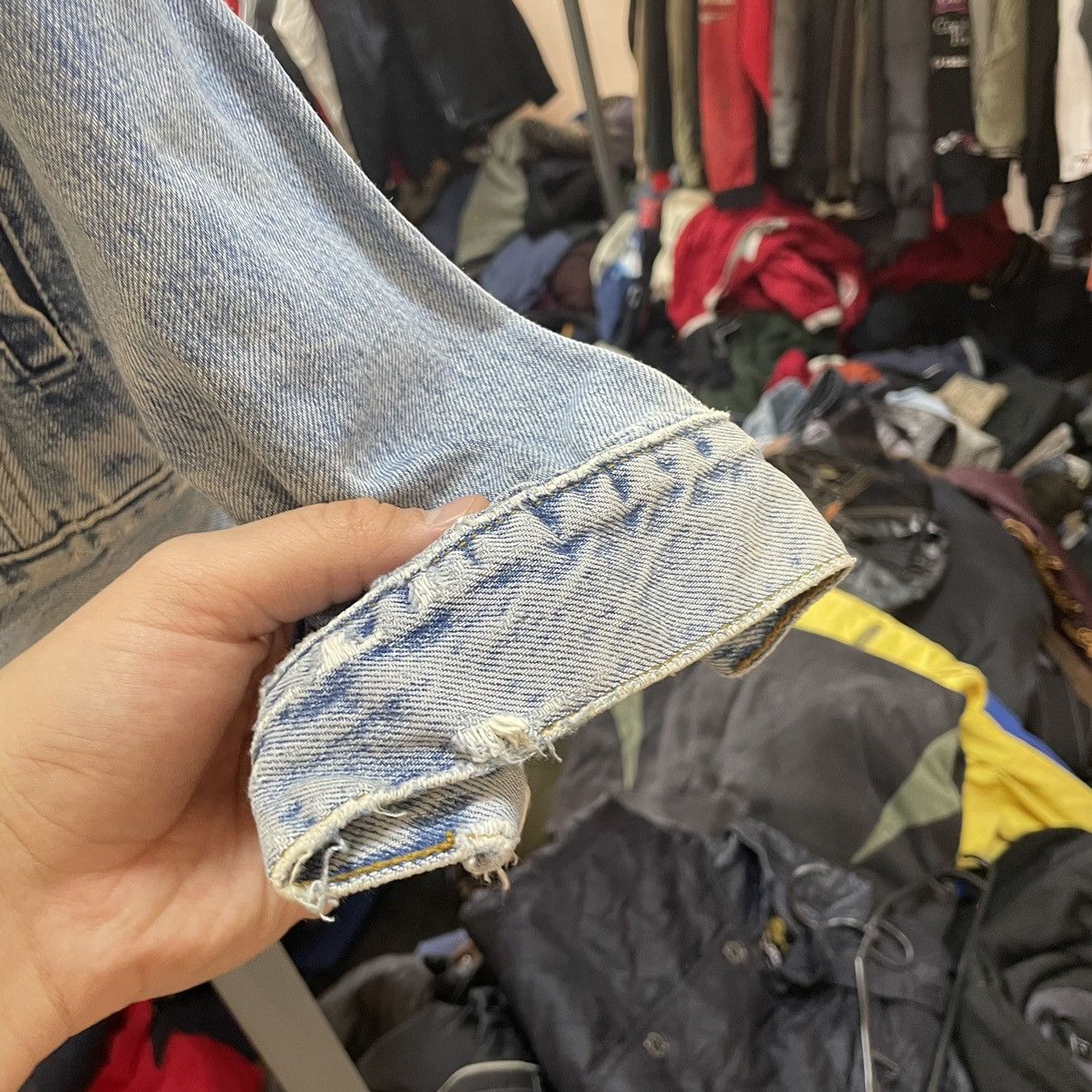 Levi's × Vintage Vintage Levi's 550 Trucker Denim Jacket wash bomber levis Size US M / EU 48-50 / 2 - 8 Thumbnail