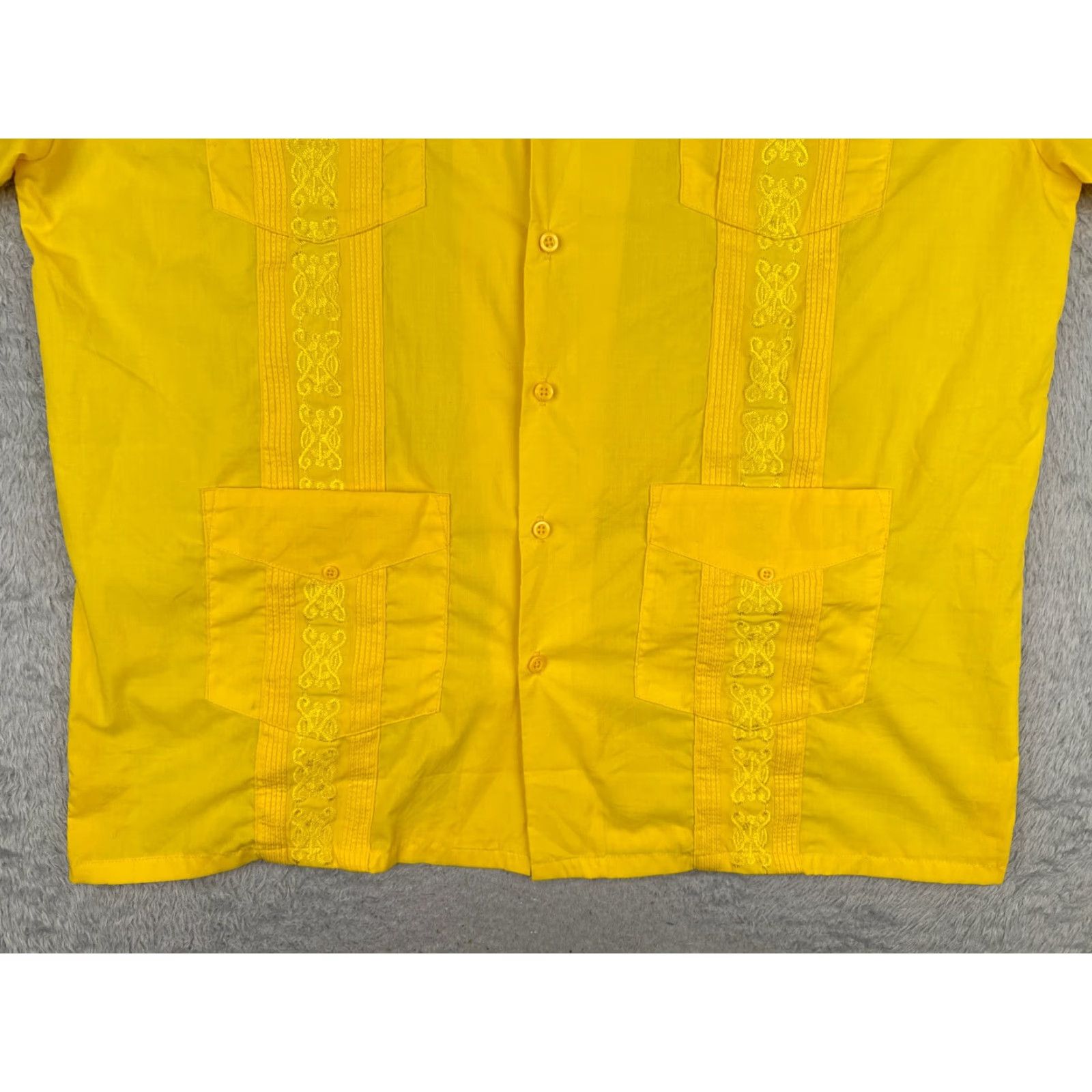 Omega Omega Fashion Guayabera Shirt Mens Adult 17.5 Yellow Cotton Polyester Blend 4 Pocket Button-Up Short Sleeve Casual Beach Classic 90s? Size US XXL / EU 58 / 5 - 5 Thumbnail