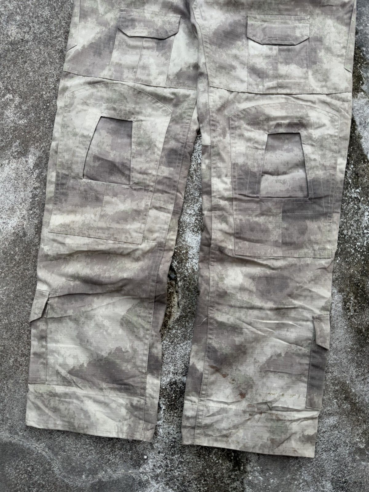 If Six Was Nine × Japanese Brand × Le Grande Bleu (L.G.B.) japanese sniper tactical series cargo pants multi pocket Size US 31 - 3 Thumbnail