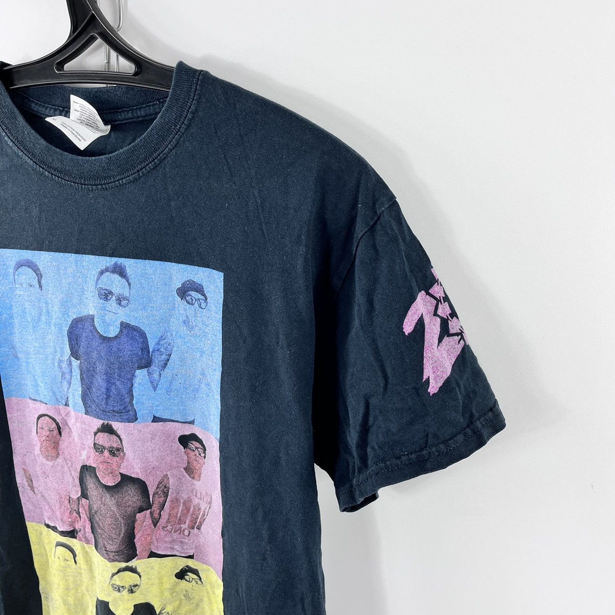 Band Tees × Vintage Blink 2012 Tour T-Shirt Big Logo Black Size M Size US M / EU 48-50 / 2 - 3 Thumbnail