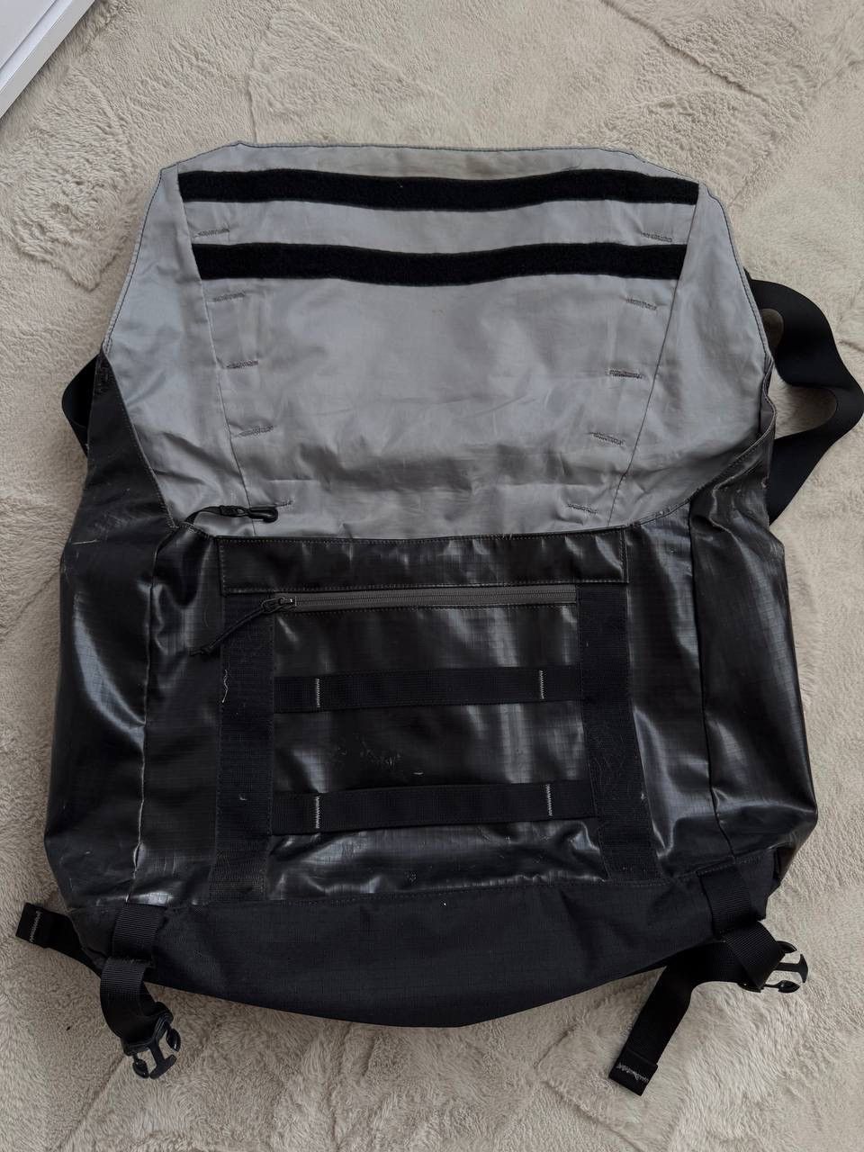 Patagonia Vintage Patagonia Black Hole Messenger Bag RaRE Y2K Size ONE SIZE - 6 Thumbnail